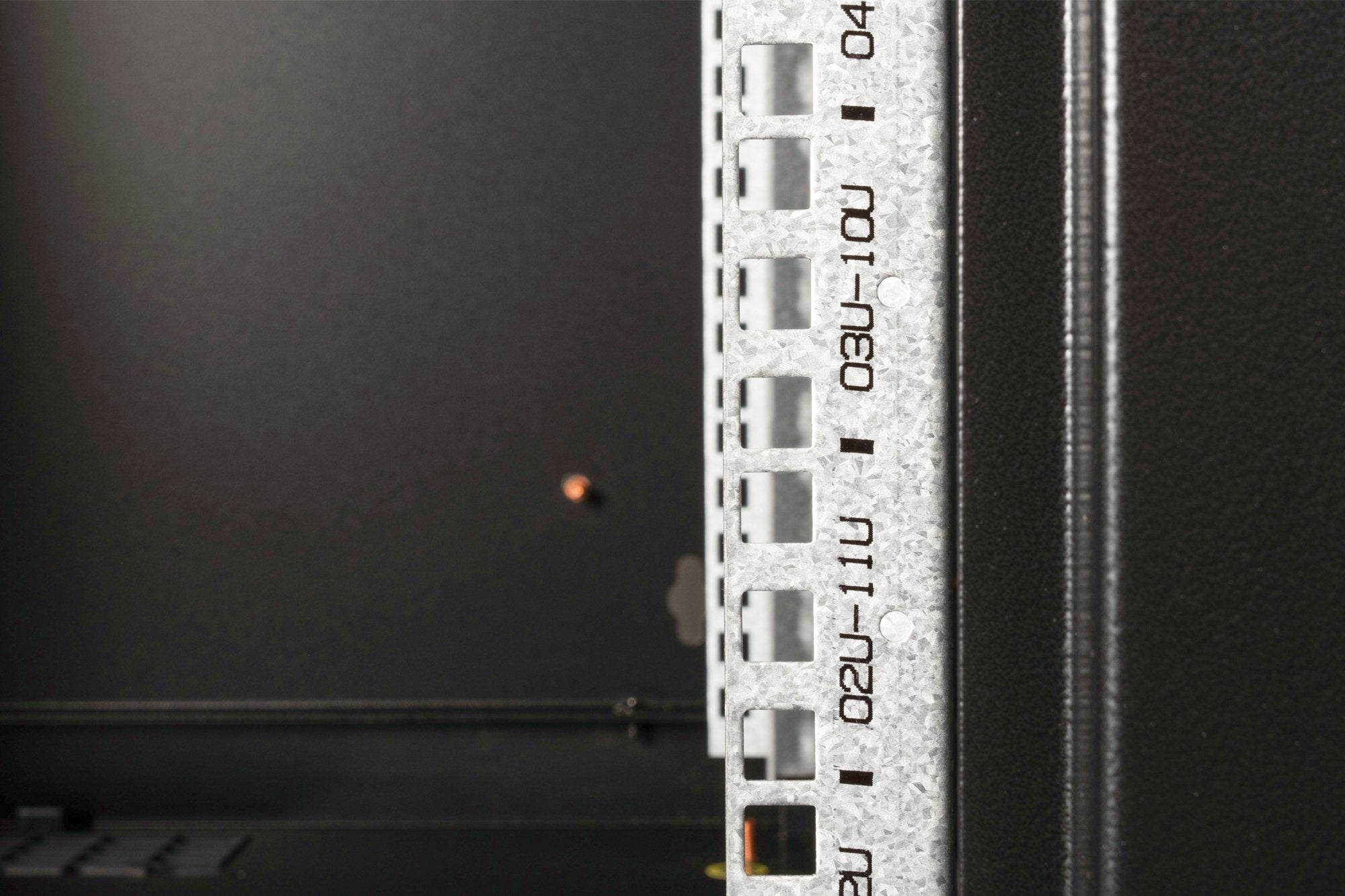 EAN 4016032257660 - Digitus DN-19 12U-6/6-SW armario rack Bastidor de pared Negro imagen 4