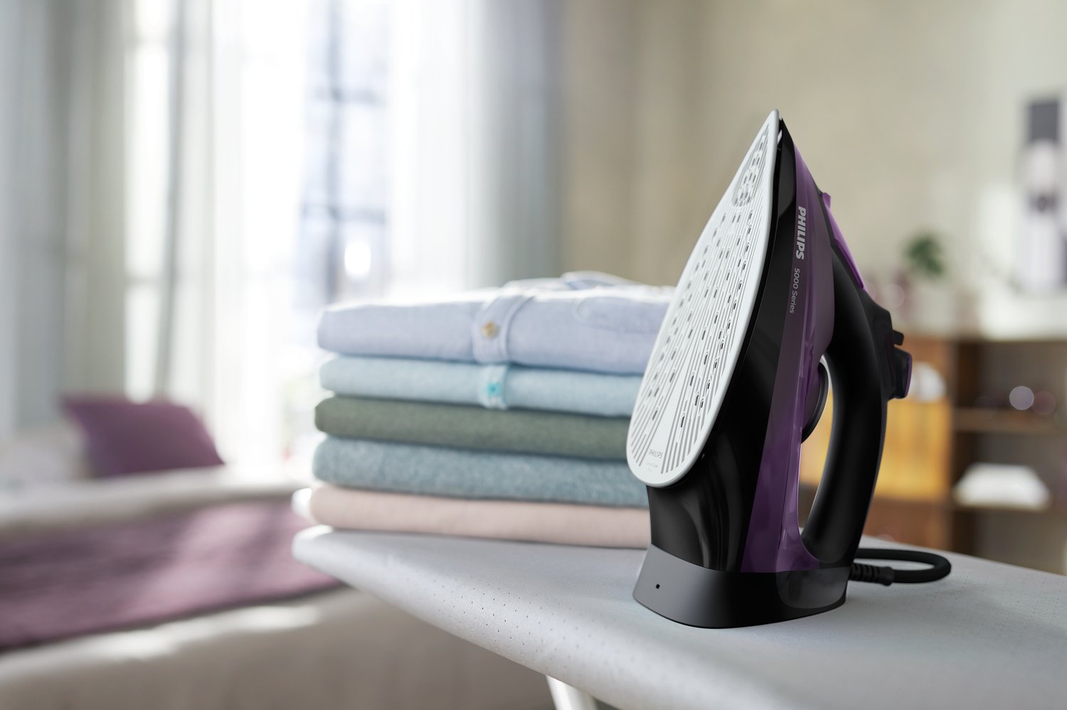 EAN 8710103968214 - Philips 5000 series DST5030/80 plancha Plancha a vapor Suela SteamGlide Plus 2400 W Violeta imagen 5