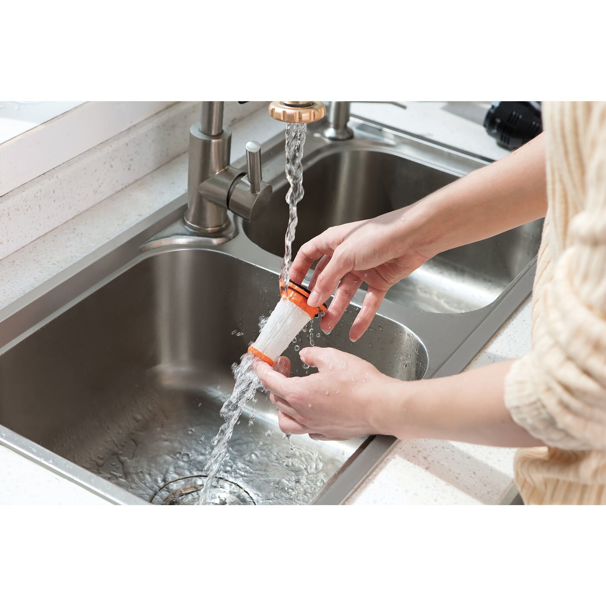 Aspiradora De Mano Black & Decker Dvc320b21-Qw Titanio