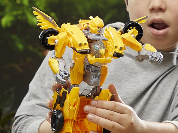 Figura Hasbro Transformers: El Despertar De Las Bestias Bumblebee Modo Bestia