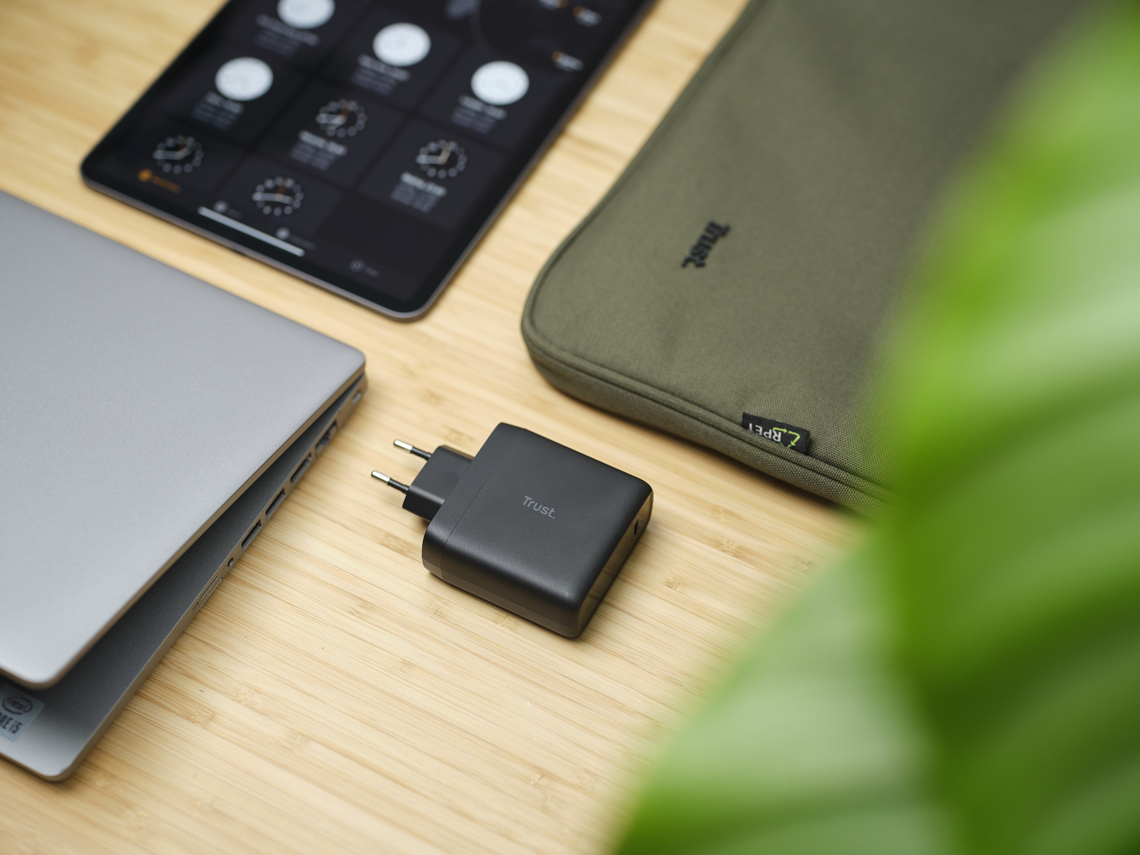 Cargador De Pared Trust Maxo 1xusb Tipo-C 100w