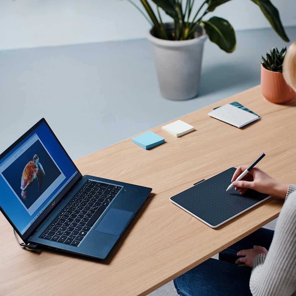 EAN 4949268623360 - Wacom Intuos One Small tableta digitalizadora Gris, Blanco 152 x 95 mm USB/Bluetooth imagen 15