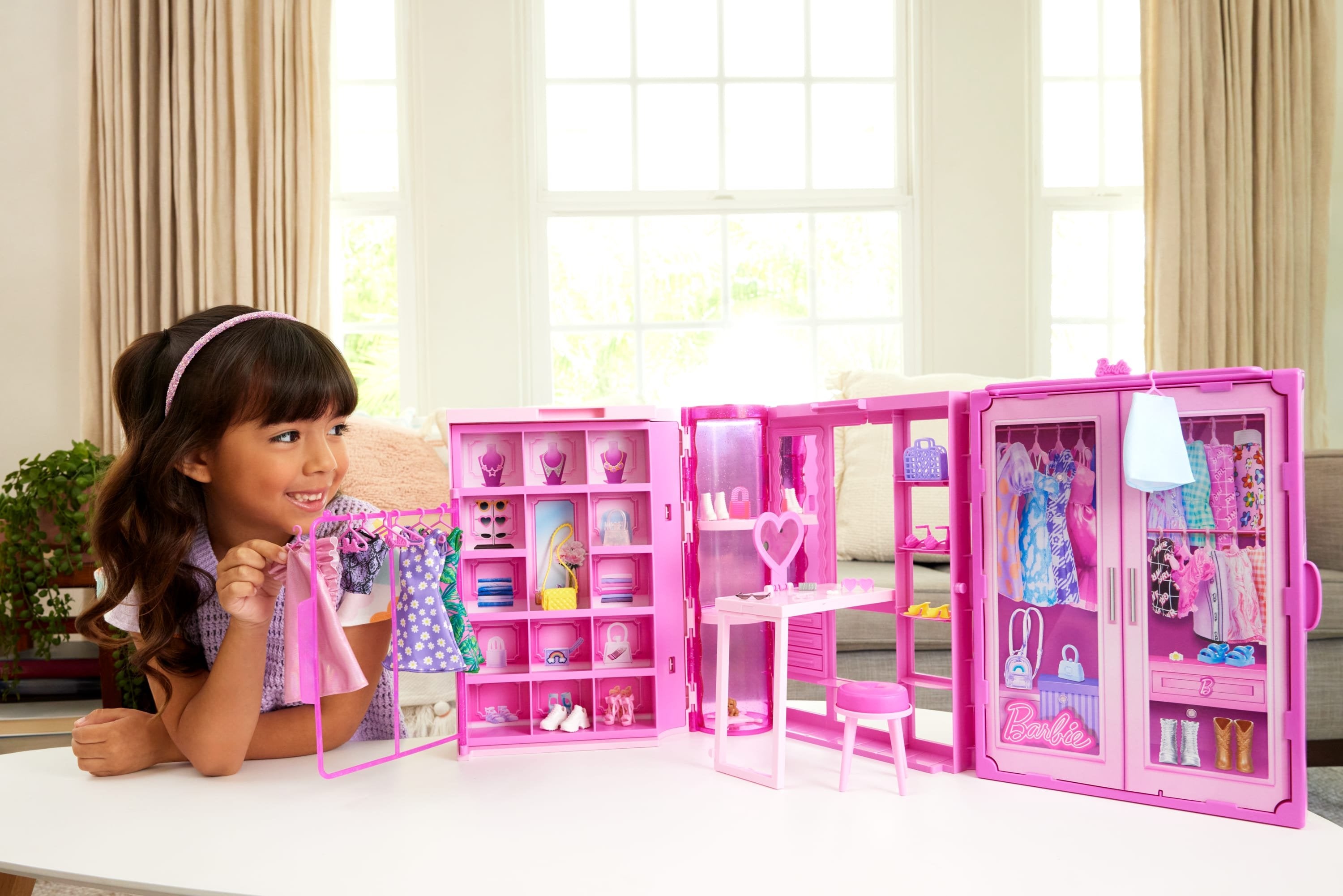 EAN 0194735227402 - Barbie HXD59 accesorio para muñecas Armario para muñecas imagen 2