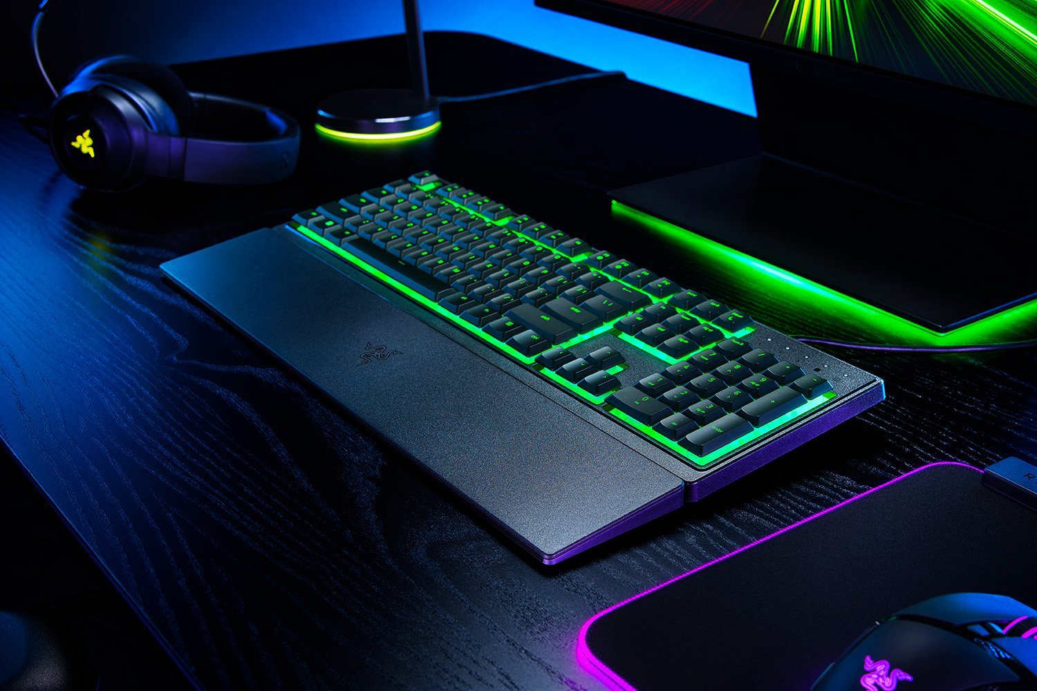 EAN 8886419348825 - Razer Ornata V3 X - US teclado Juego USB Negro imagen 1