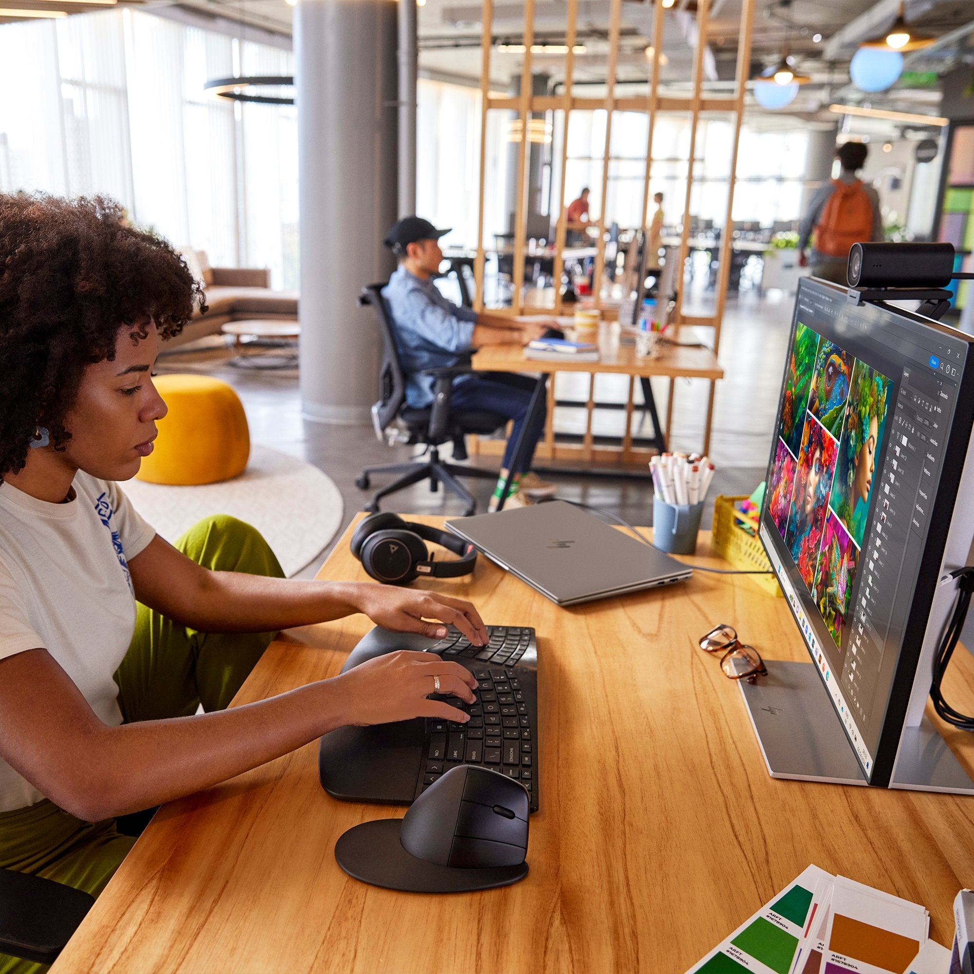 Portátiles Workstation Hp Zb Pw R9-8945hs 32/1 2000a W11p