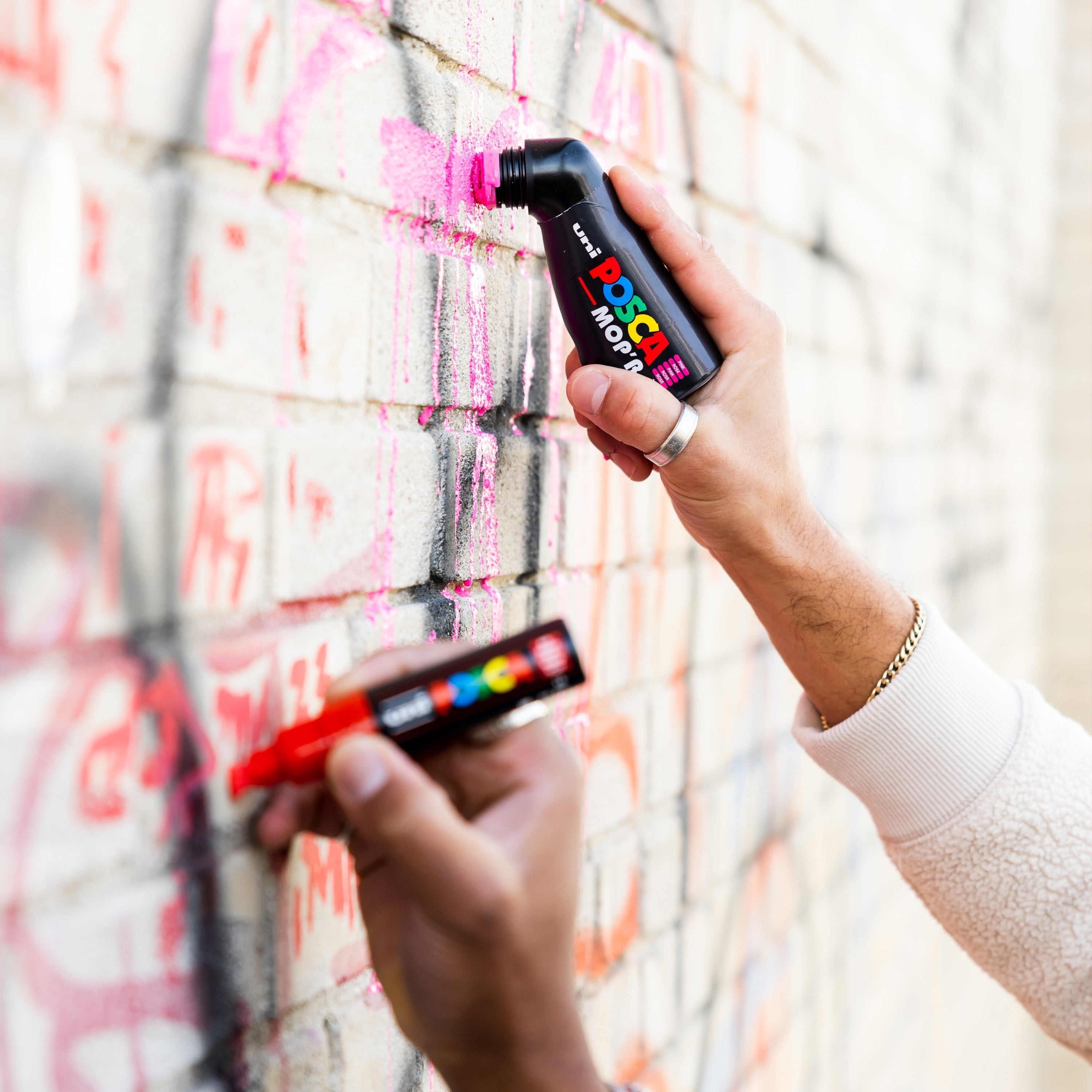 Posca Pcm-22 Pack De 8 Marcadores De Pintura - Punta Redondeada De Gomaespuma 3-19mm - Tinta Base Al Agua - Multi