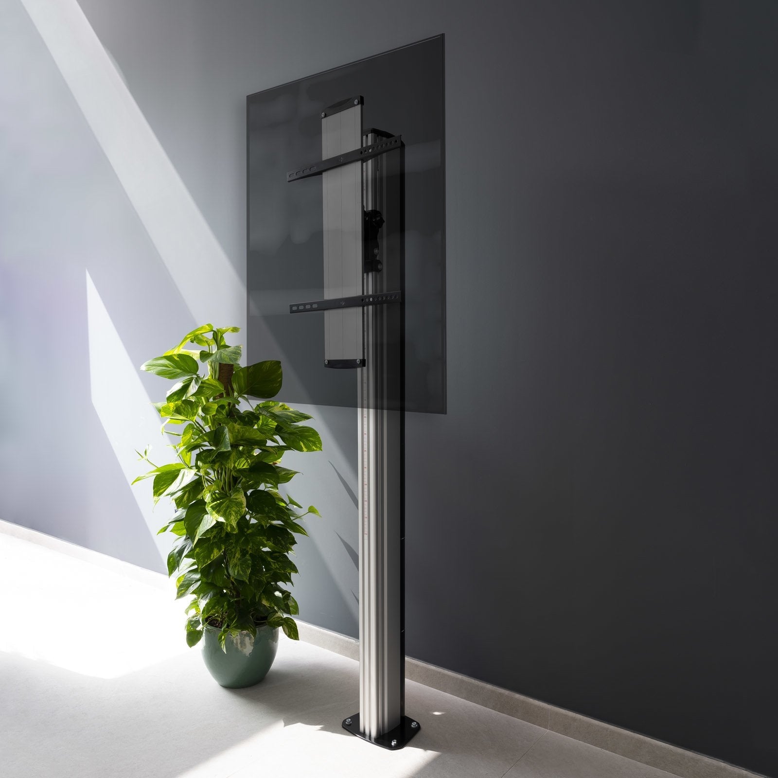 Tooq Soporte De Pantalla De Suelo Fijo 37"-70" - Peso Max 50kg - Vesa 600x400mm