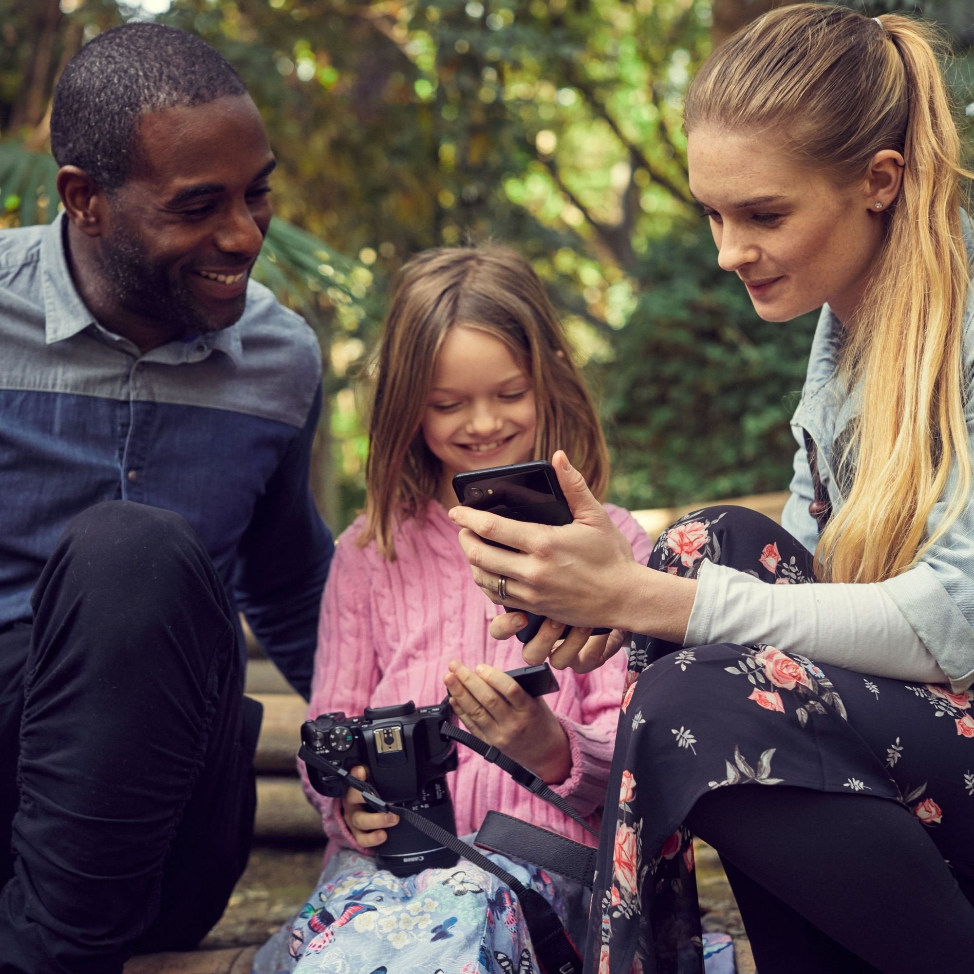 EAN 4549292132717 - Canon EOS 250D+EF-S 18-55mm Juego de cámara SLR 24,1 MP CMOS 6000 x 4000 Pixeles Negro imagen 16