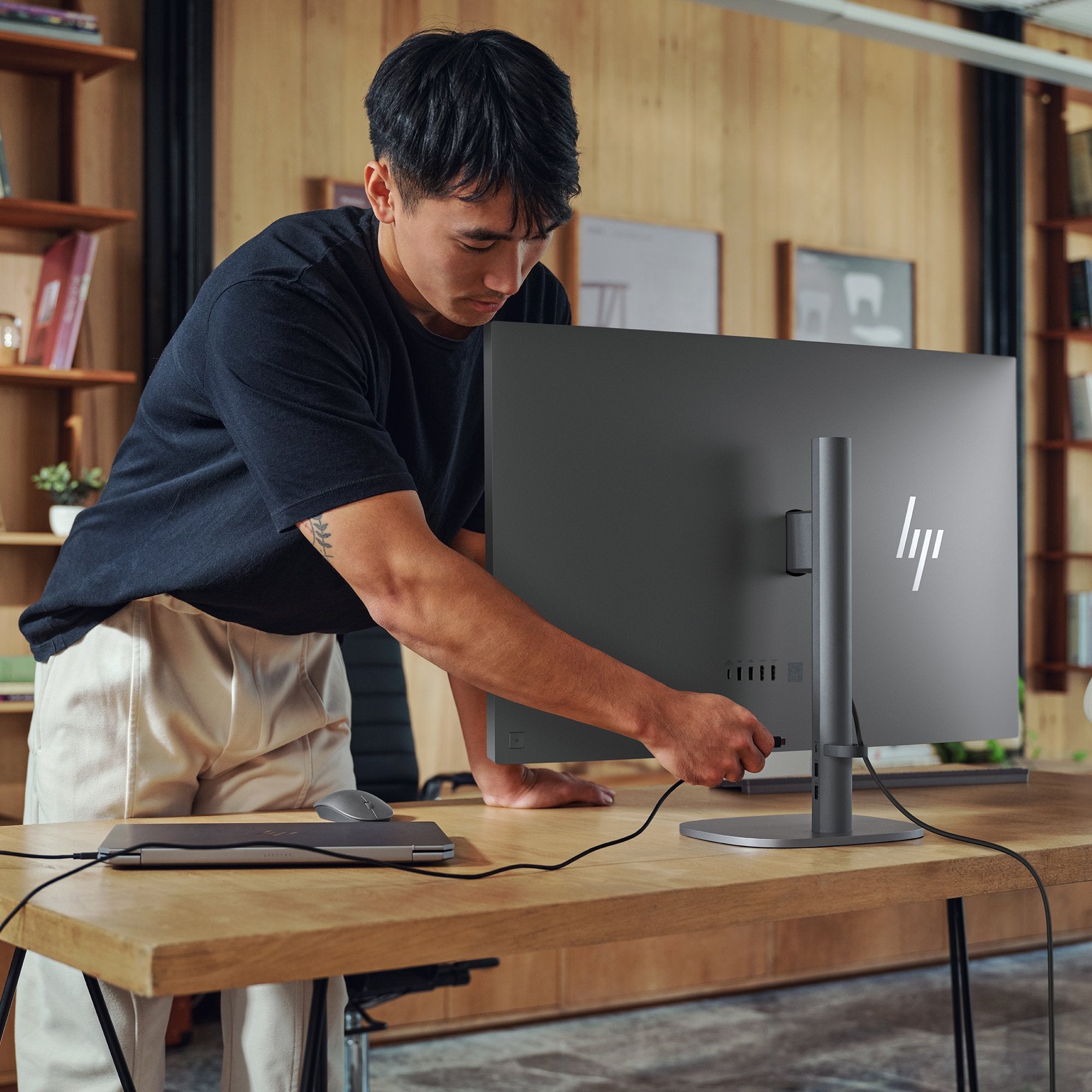 EAN 0199642227309 - HP OmniStudio X 32-c0022ns PC Intel Core Ultra 5 125H 80 cm (31.5") 3840 x 2160 Pixeles PC todo en uno 16 imagen 22