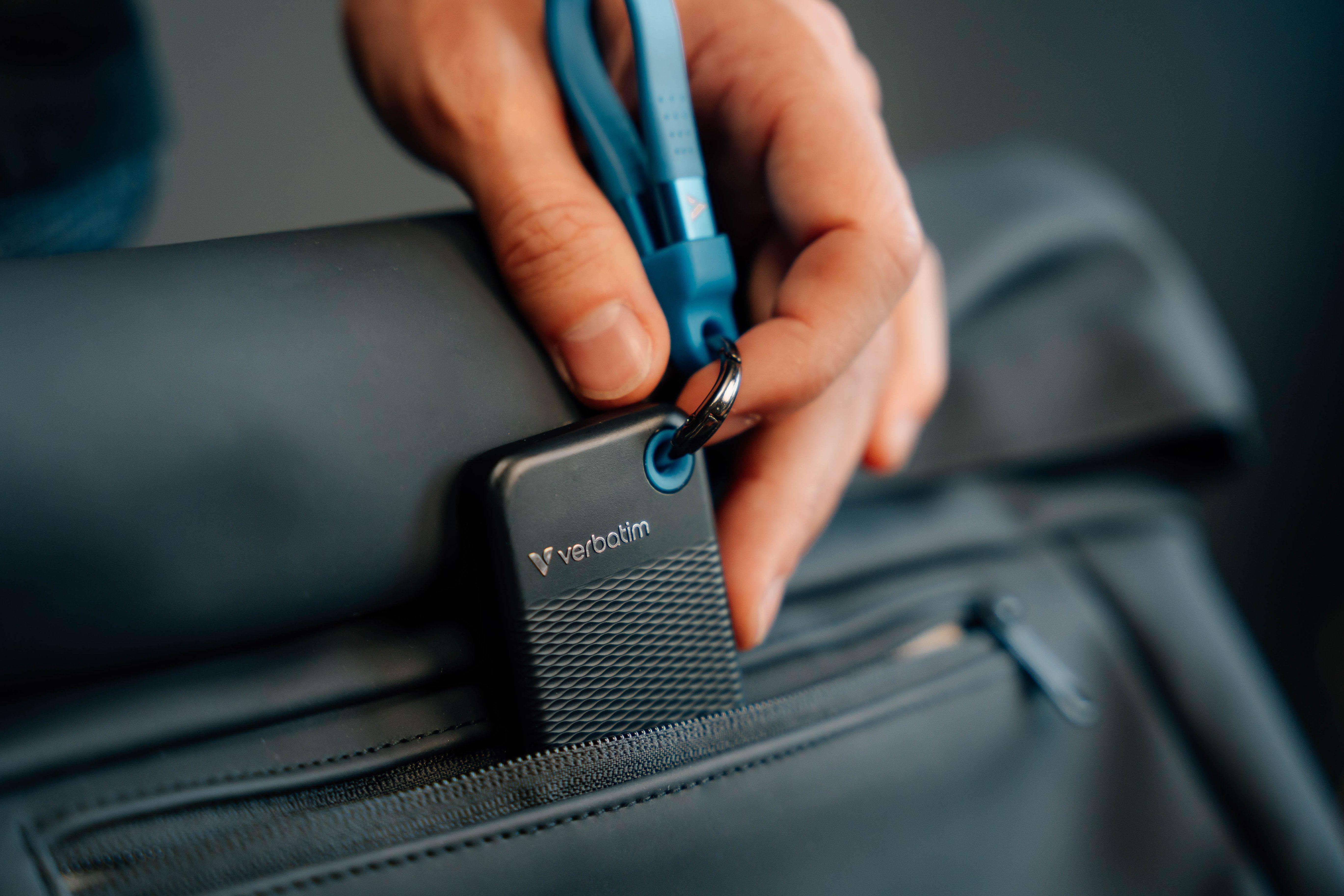 EAN 0023942321958 - Verbatim Pocket SSD 2 TB USB Tipo C 3.2 Gen 2 (3.1 Gen 2) Negro, Azul imagen 5