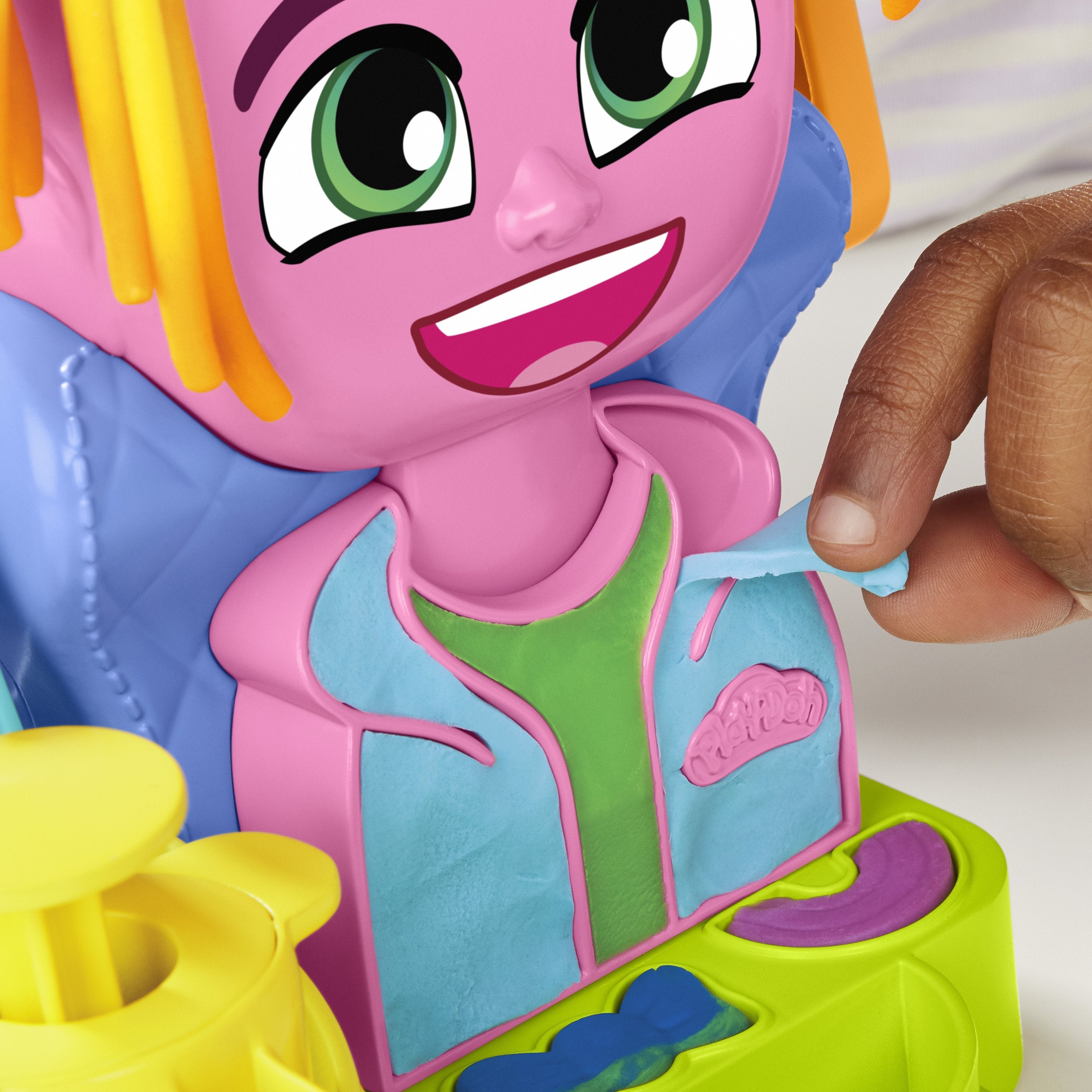 Hasbro Play-Doh Peluquería Salvaje, Amasando F88075l0