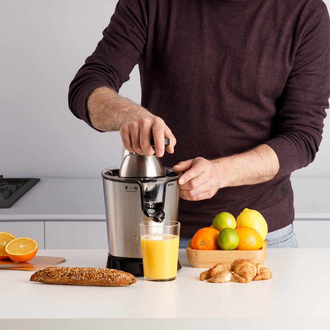 Exprimidor De Cítricos Taurus Easy Press 1000 Legend