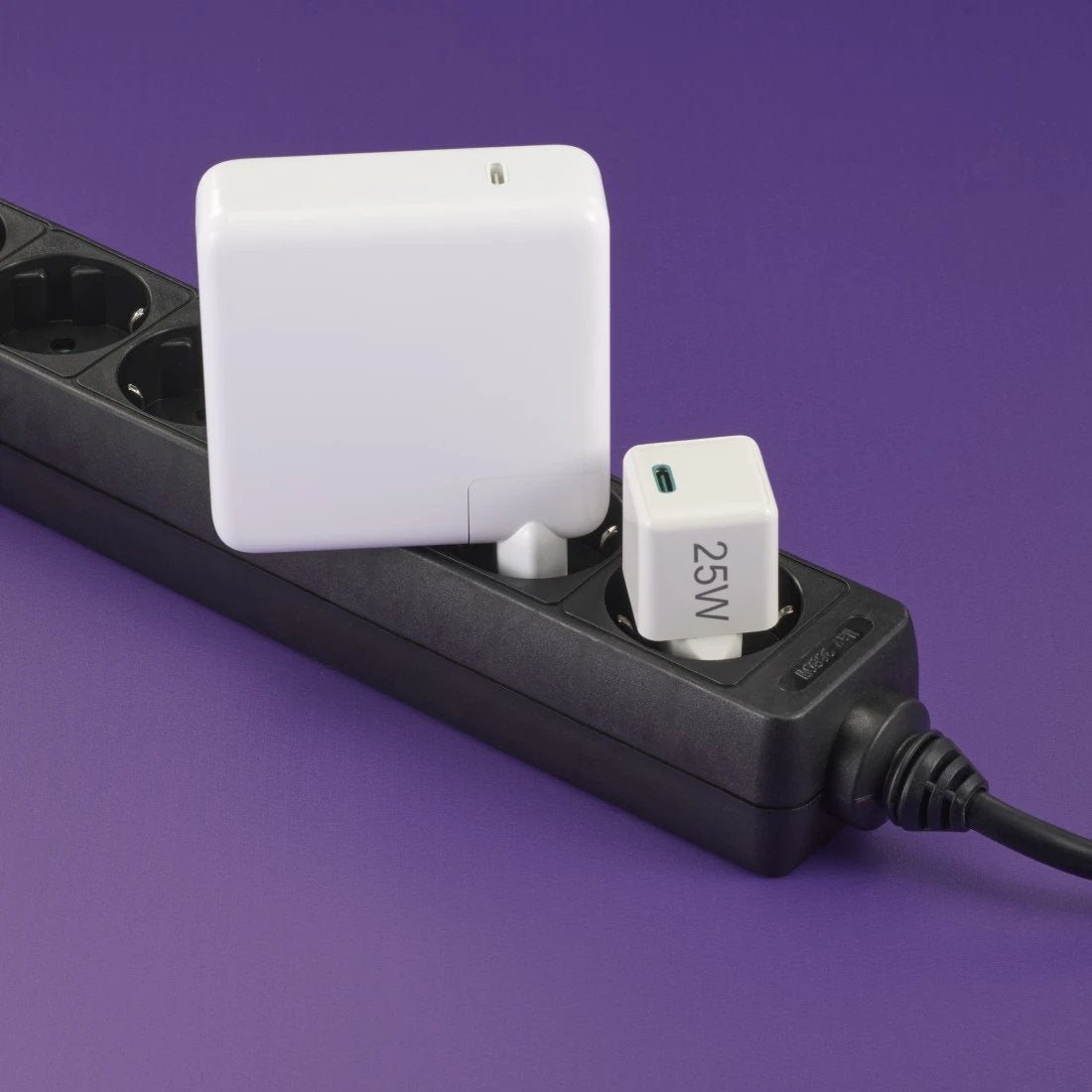 Hama Ladowarka Sieciowa Supermini 25w Pd/Qc 1x Usb-C Biala