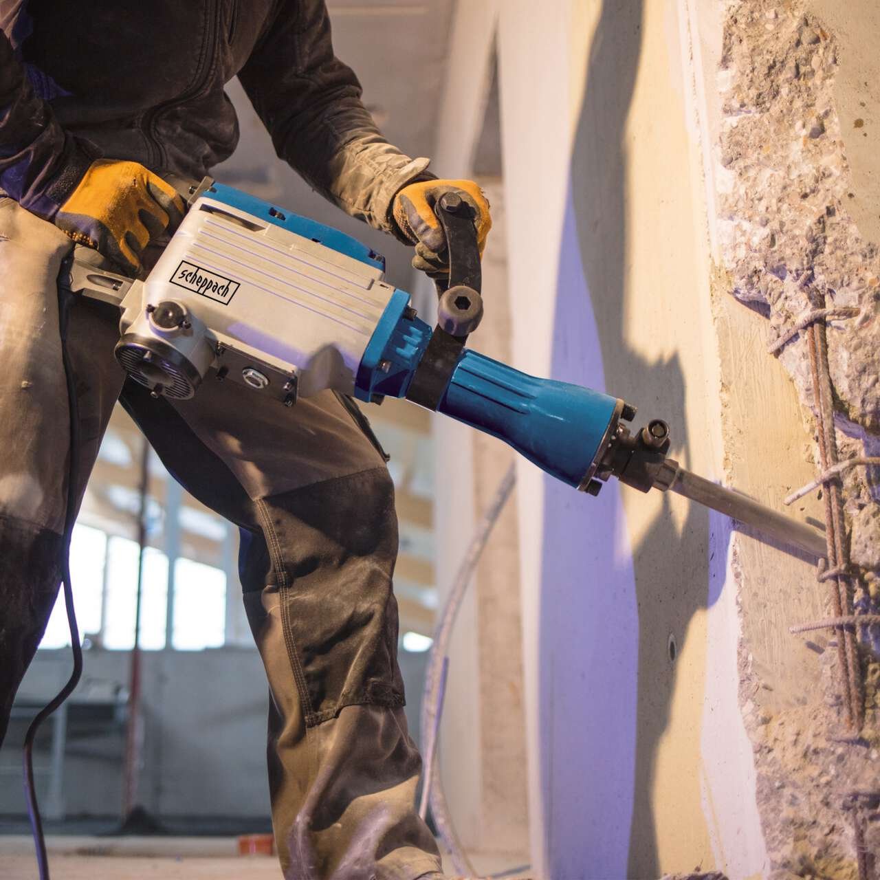 EAN 4046664043201 - Scheppach AB1700 Negro, Azul, Blanco 1700 W imagen 3