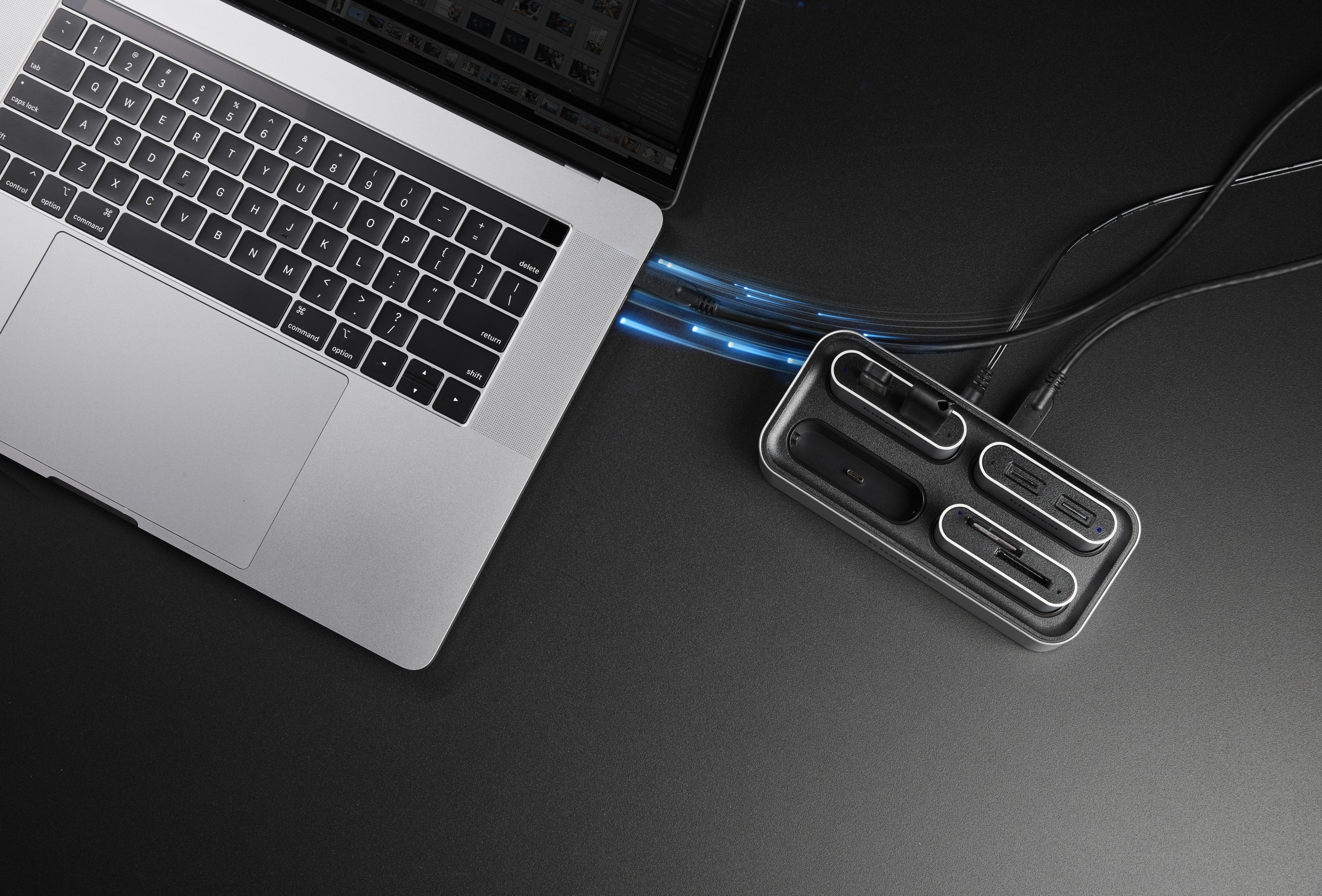 EAN 740617307733 - Kingston Technology Workflow Station USB 3.2 Gen 2 (3.1 Gen 2) Type-C Negro, Plata imagen 10