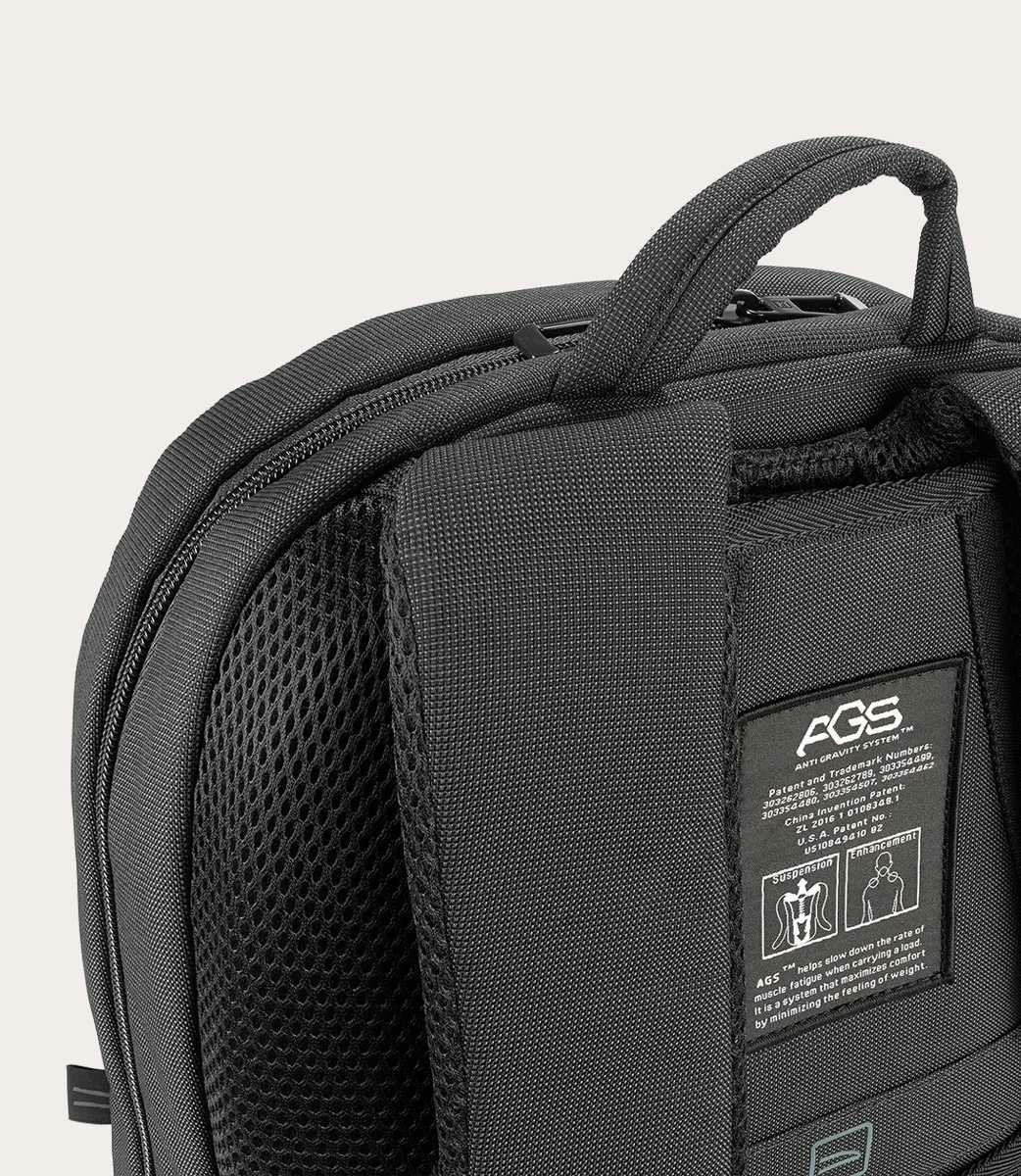 EAN 8020252174337 - Tucano Binario Gravity mochila Mochila de senderismo Antracita Plástico reciclado imagen 5