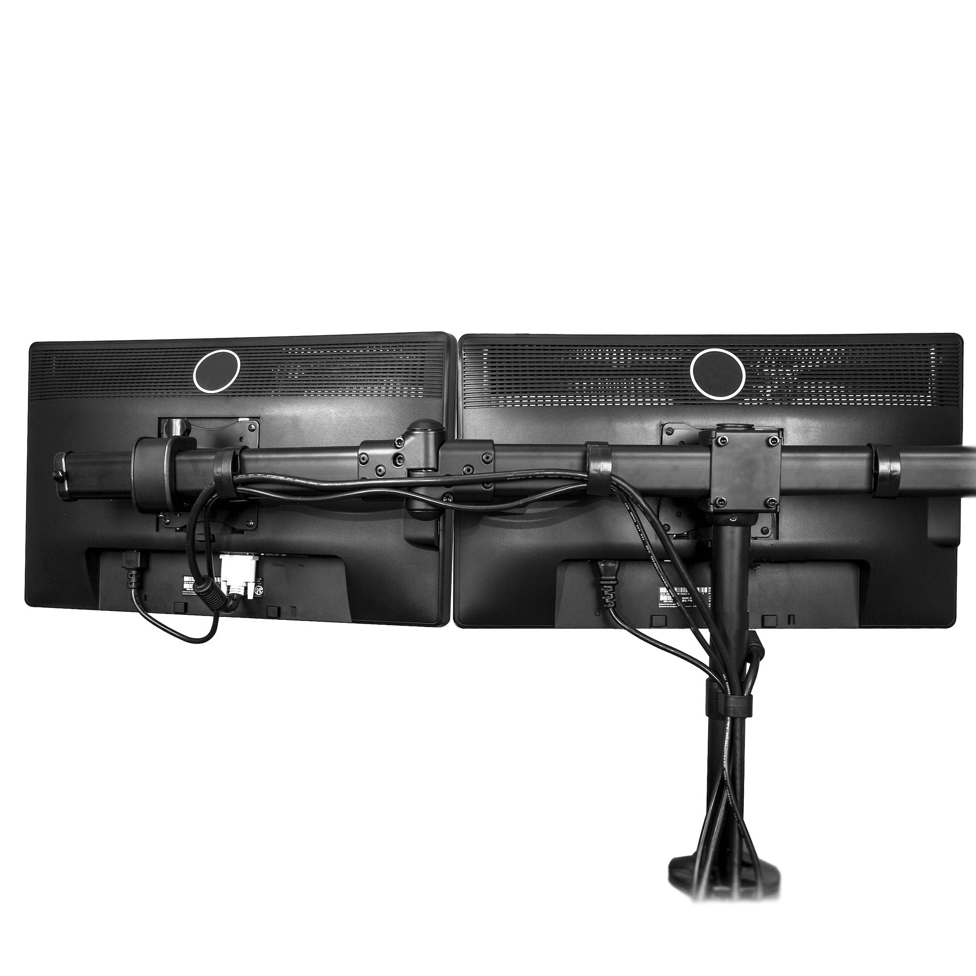 EAN 0065030867047 - StarTech.com ARMTRIO soporte para monitor 61 cm (24") Negro imagen 5