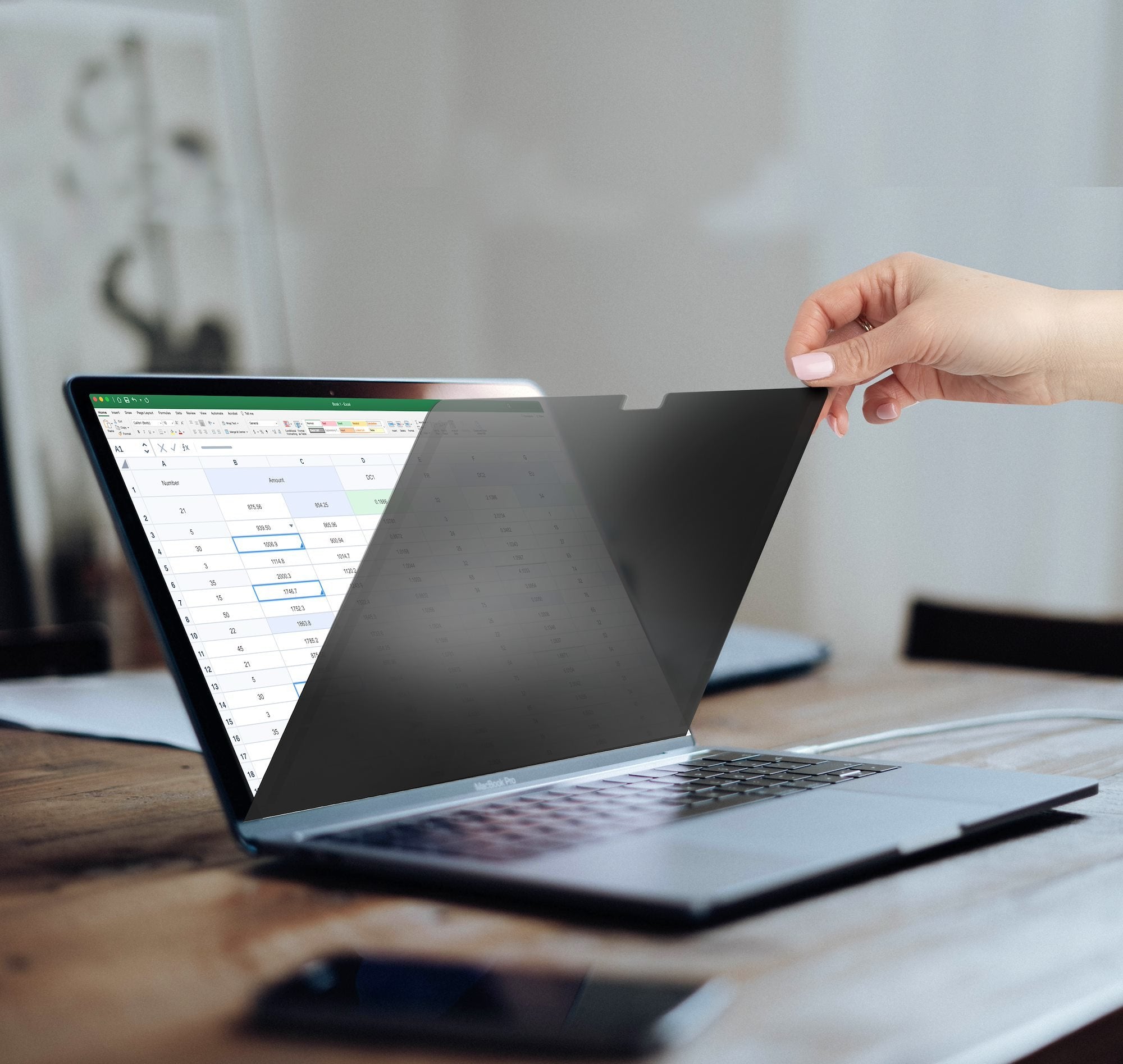 EAN 0065030900478 - StarTech.com 16M21-PRIVACY-SCREEN filtro para monitor 40,6 cm (16") Portátil Filtro de privacidad para pa imagen 7