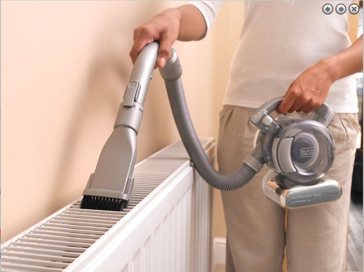 EAN 5035048458648 - Black & Decker PD1820LF aspiradora de mano Negro, Cromo Sin bolsa imagen 9