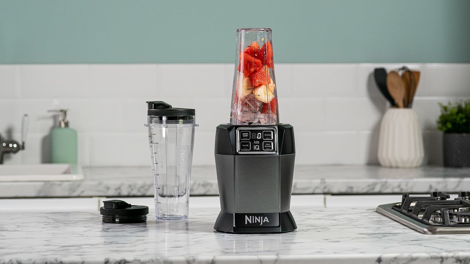 EAN 0622356241236 - Ninja BN495 0,7 L 1000 W Antracita, Negro, Gris imagen 8