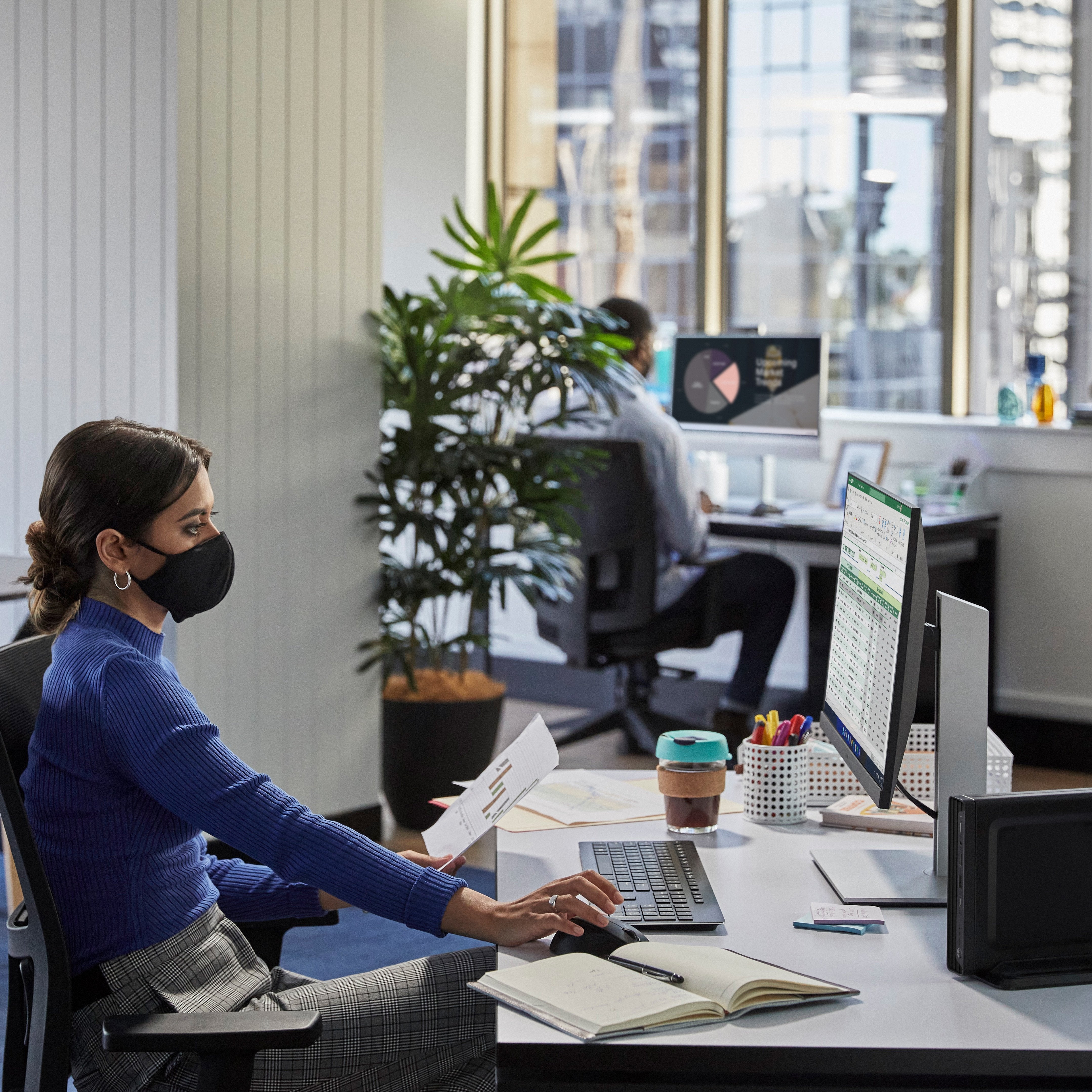 Mini Pc Hp Pro 400 G9  I5-14500t 16 Gb Ddr5-Sdram 512 Gb Ssd W1 Pro  Negro