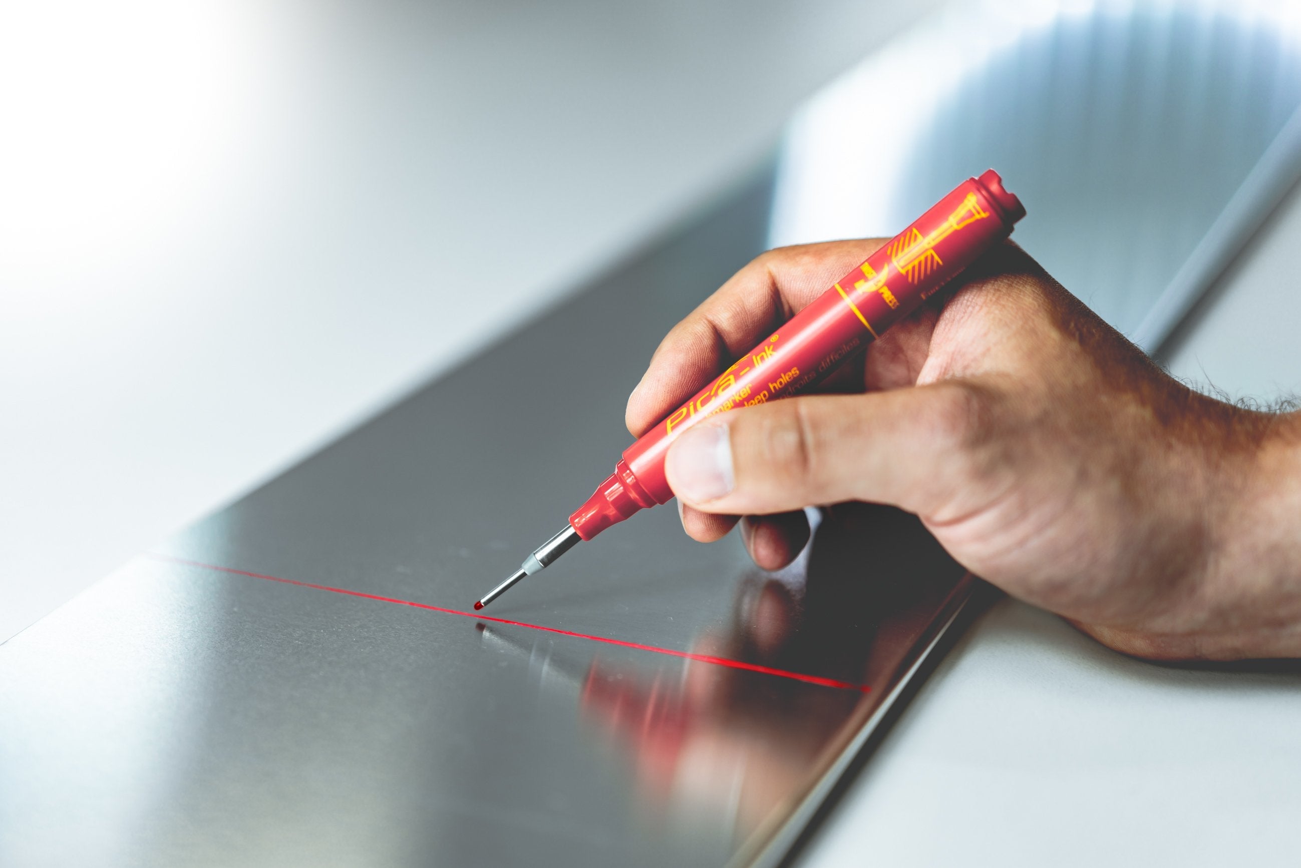 Pica Ink Deep Hole Marker Red