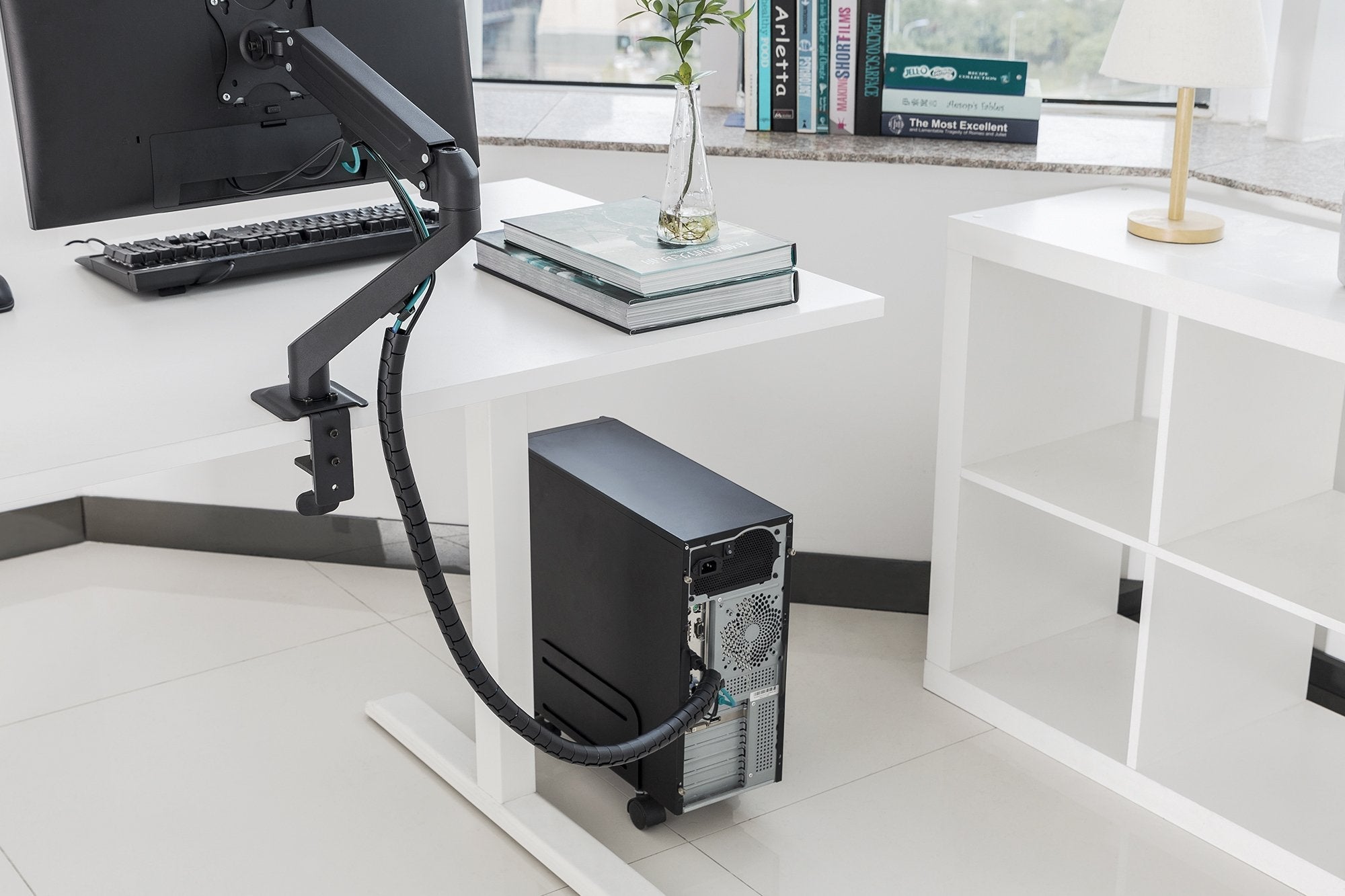 EAN 4016032464136 - Digitus DA-90508 organizador de cables Escritorio/pared Negro 1 pieza(s) imagen 2