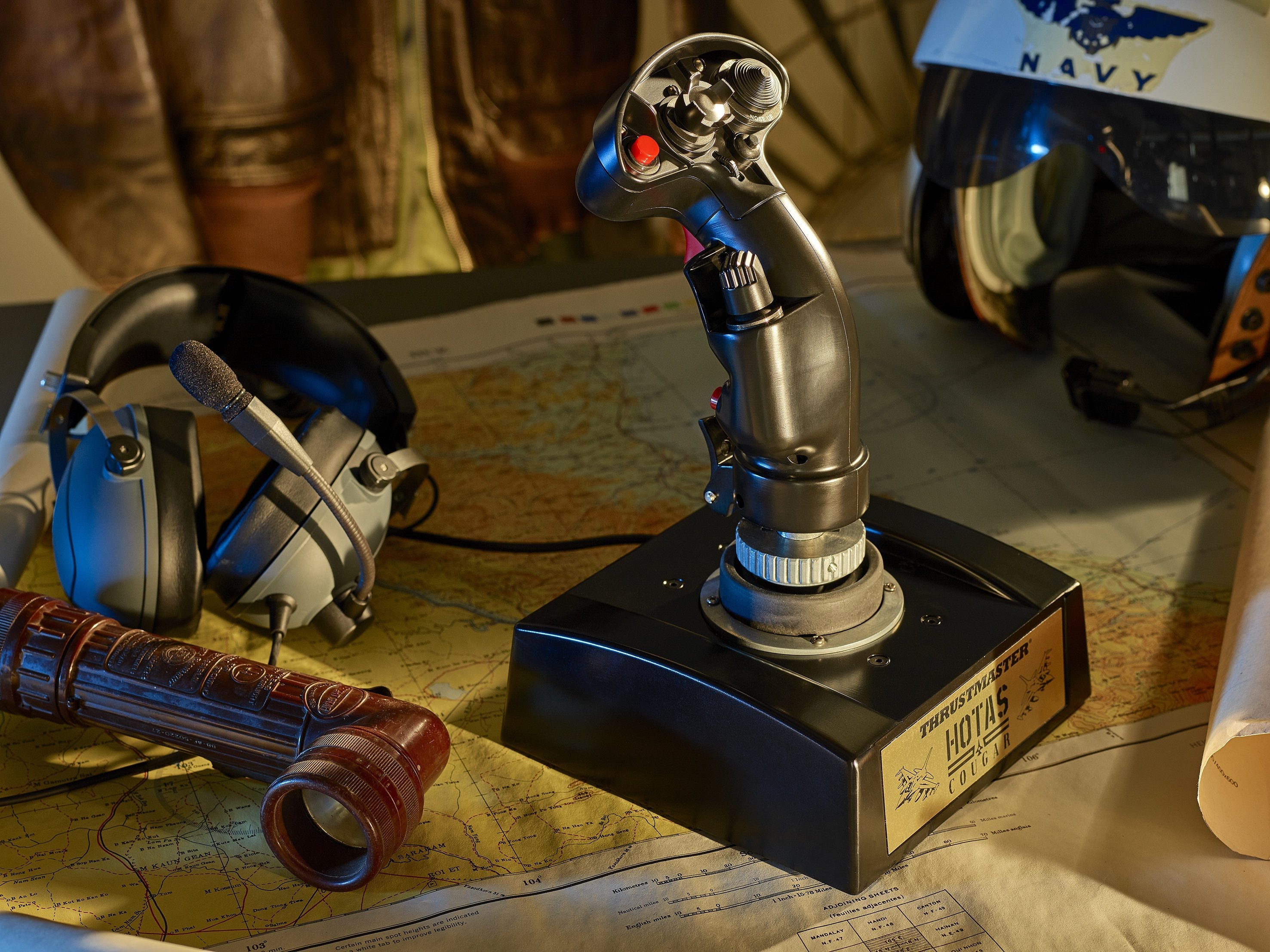 EAN 3362932915270 - Thrustmaster F/A-18C Hornet HOTAS Negro Palanca de mando imagen 10