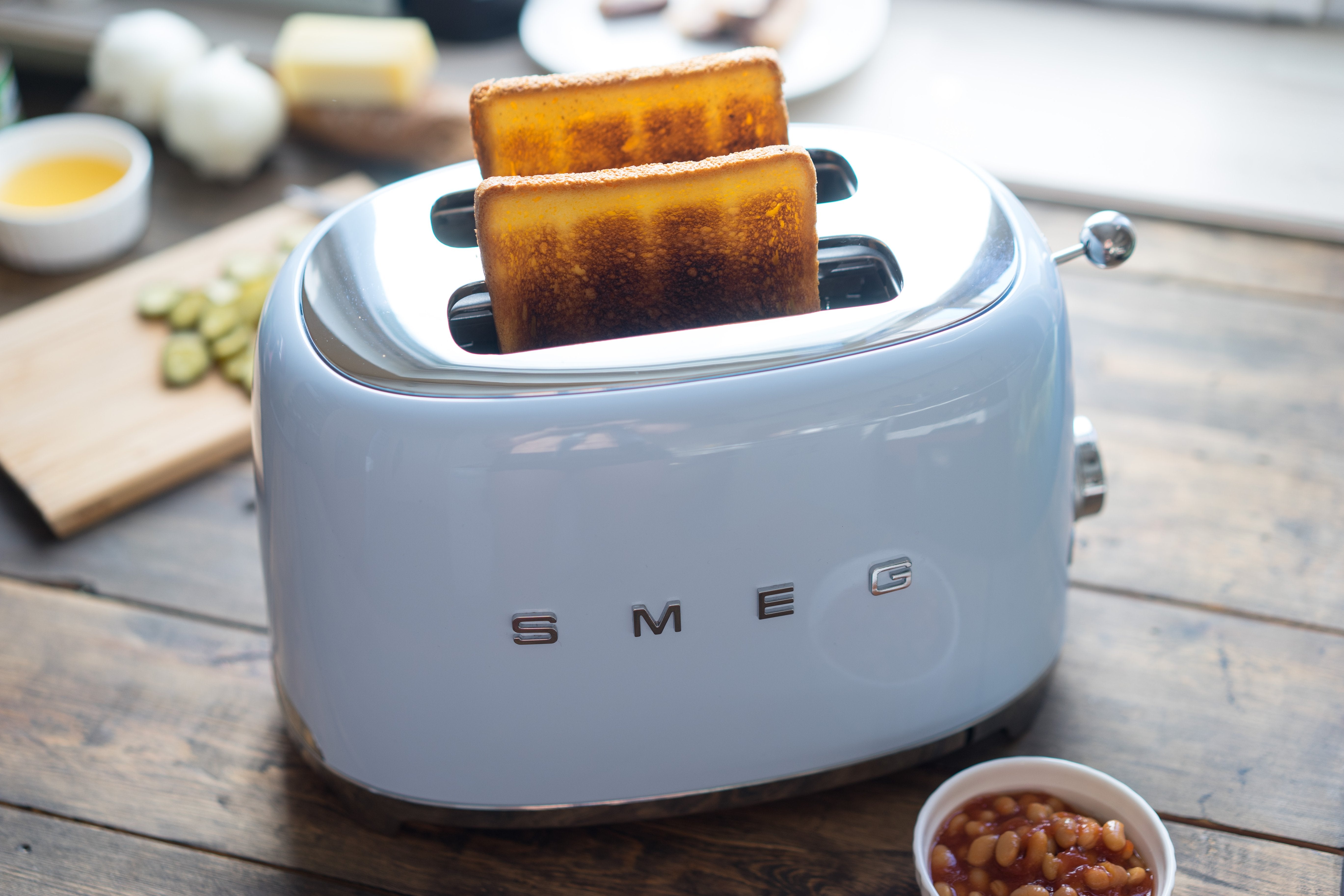 EAN 8017709189099 - Smeg TSF01PBEU tostadora 6 2 rebanada(s) 950 W Azul imagen 48