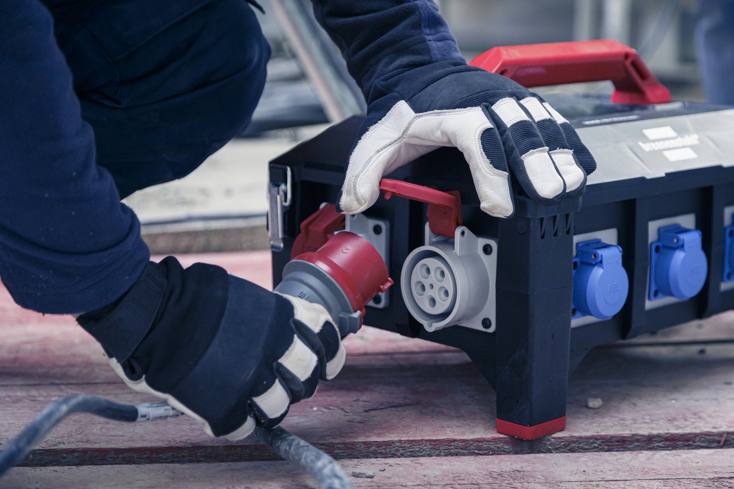 P Bnnenstuhl Prof. Construction Power Distrib. Bsv 5-32a Fi Typb