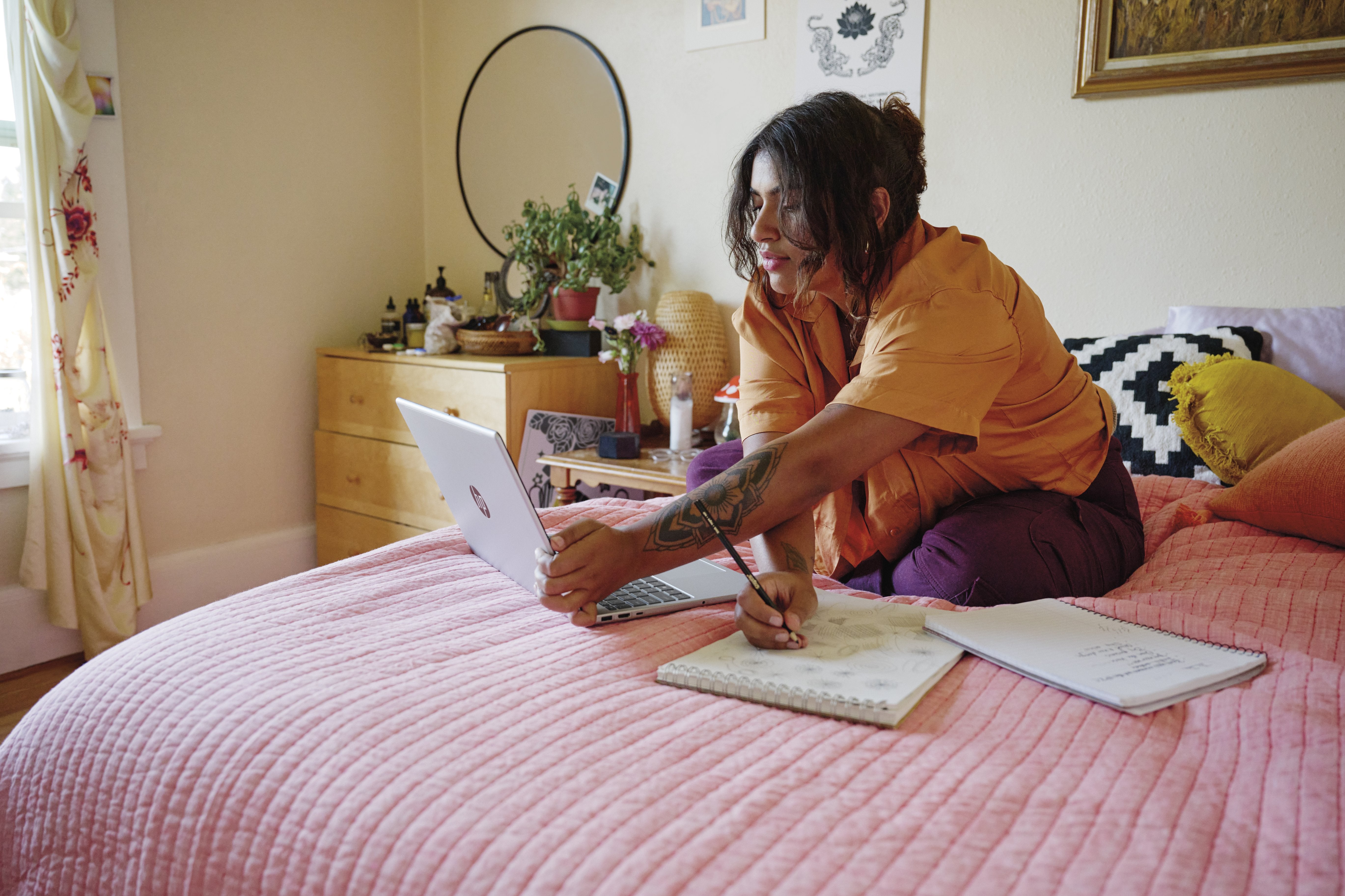 EAN 0197497407907 - HP 15-fc0088ns AMD Ryzen™ 3 7320U Portátil 39,6 cm (15.6") Full HD 8 GB LPDDR5-SDRAM 256 GB SSD Wi-Fi 6 ( imagen 9