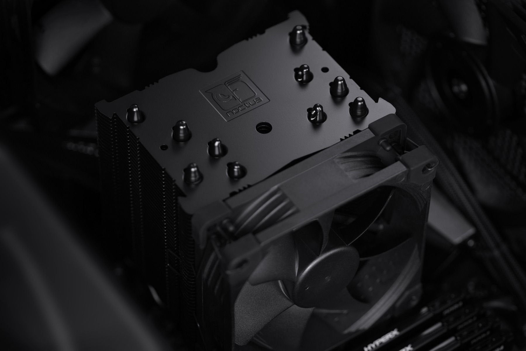 EAN 9010018000252 - Noctua NH-U9S chromax.black Procesador Enfriador 9,2 cm Negro, Cromo 1 pieza(s) imagen 6