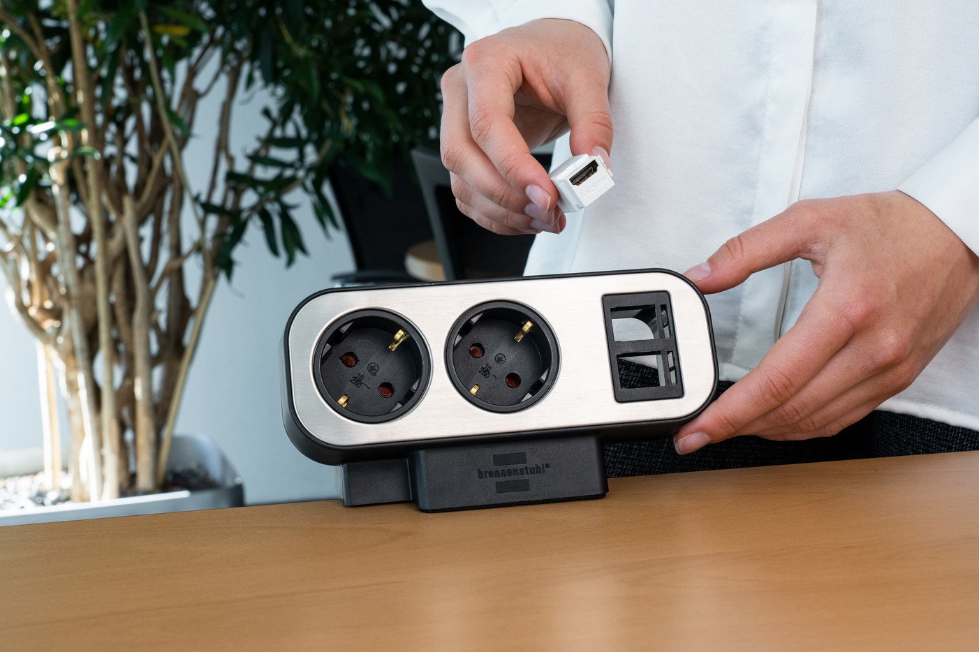 Brennenstuhl 1153580100 Base Múltiple 2 M 10 Salidas Ac Interior Negro, Plata
