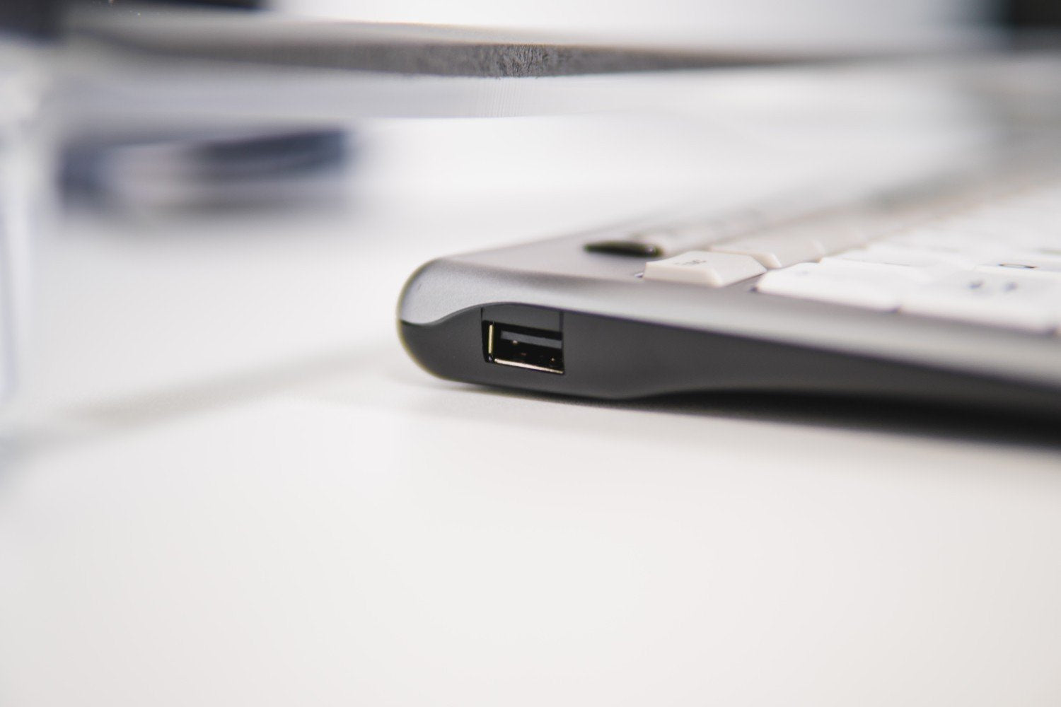 Bakkerelkhuizen S-Board 840 Teclado Usb Qwerty Inglés Gris