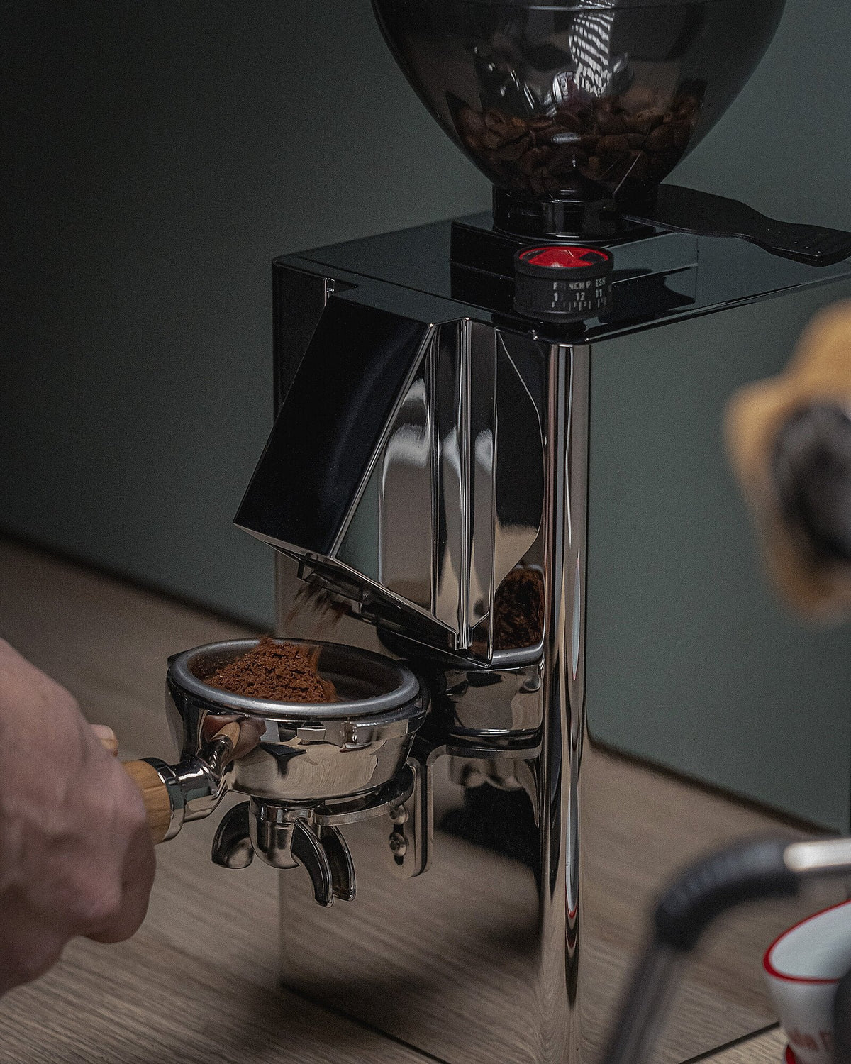 La Pavoni Coffeegrinder (Lpgkbs02eu) Nuovo Kube Mill Cromo
