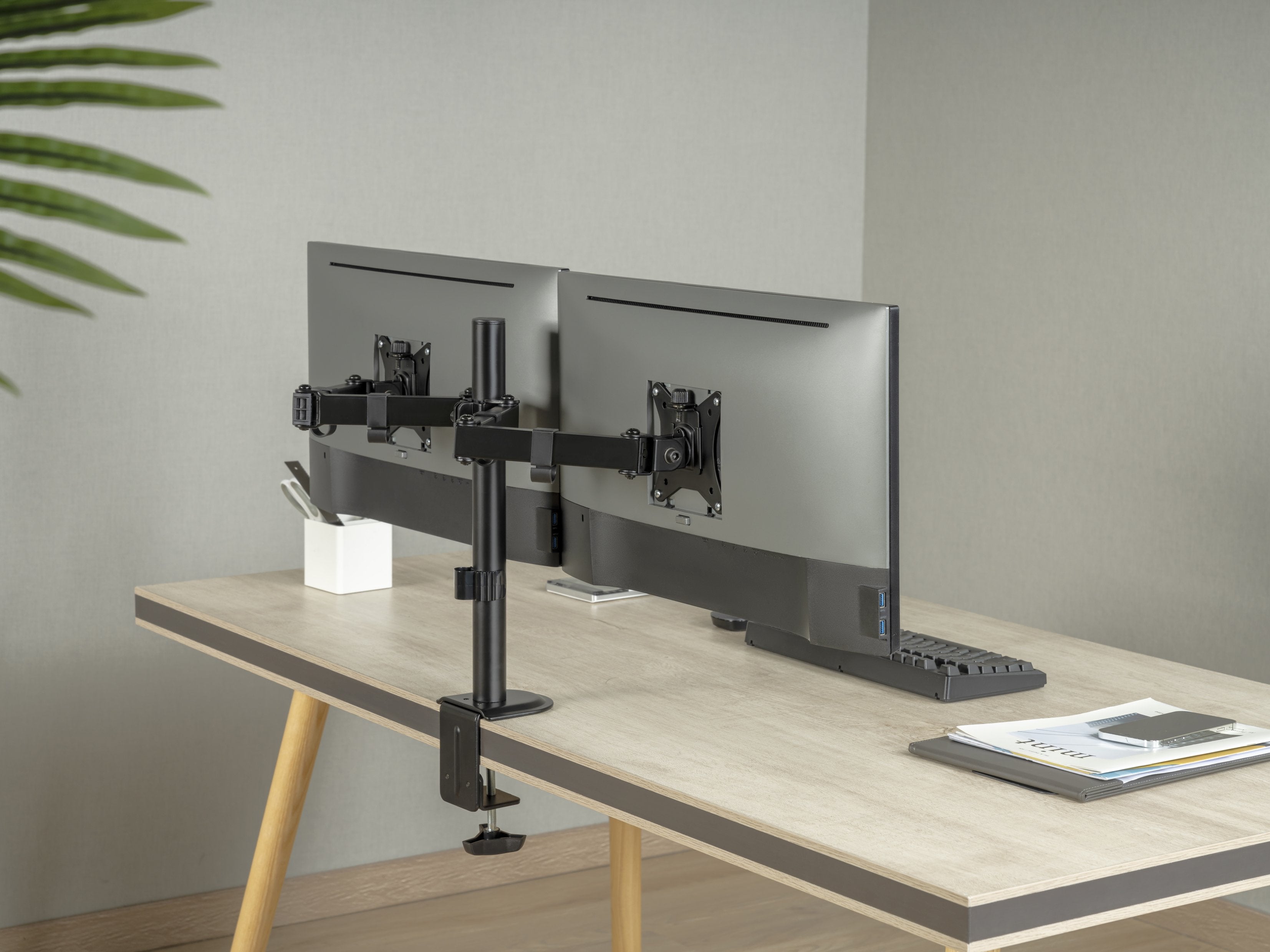 Equip 650157 Soporte Para 2 Monitores 81,3 Cm 17"-32" 9kg Negro Escritorio