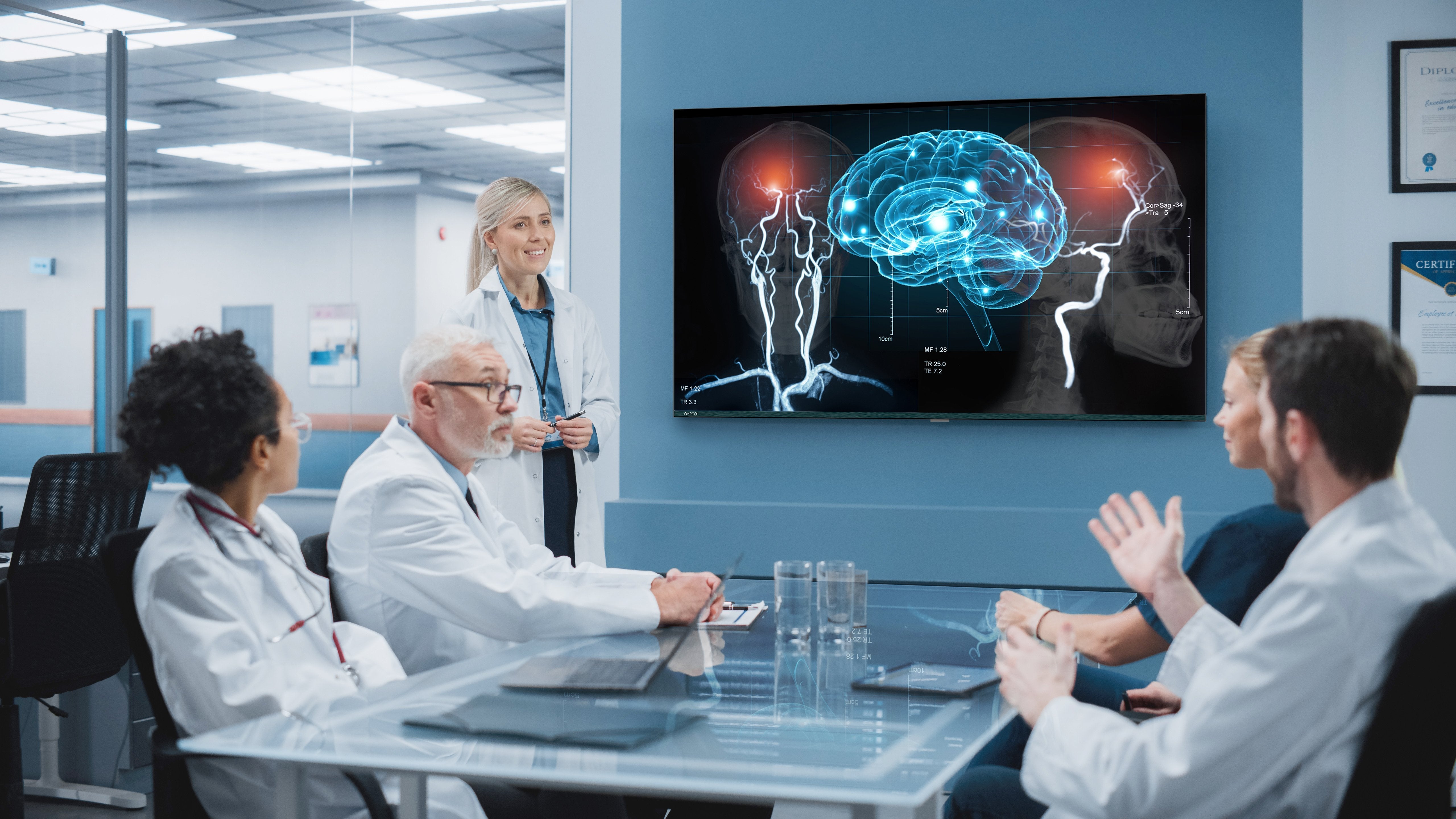 Avocor Avk-8510 Pantalla De Señalización 2,16 M (85") Led Wifi 450 Cd / M² 4k Ultra Hd Procesador Incorporado Android 16/7