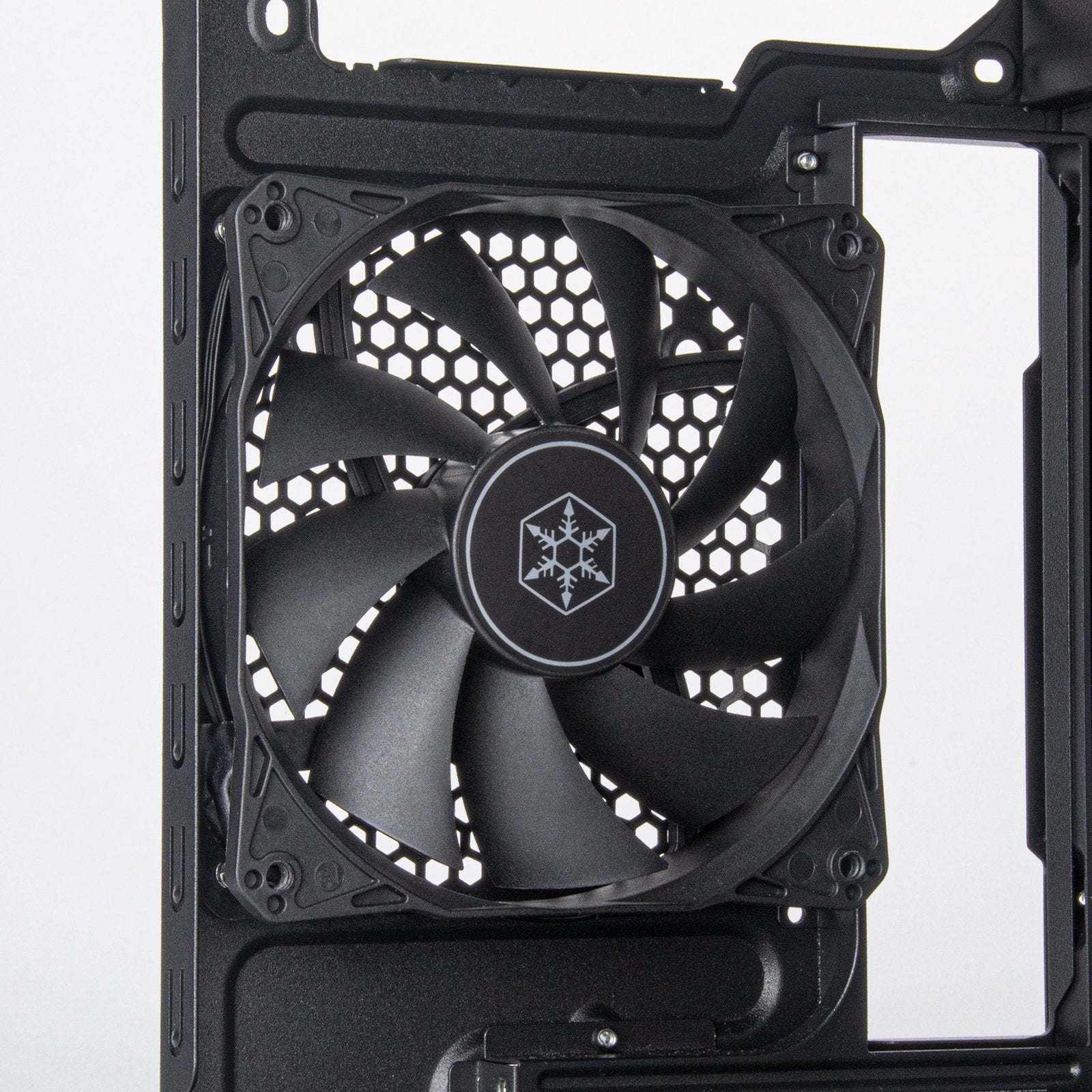 EAN 4710679815770 - Silverstone FARA 311 Negro imagen 7