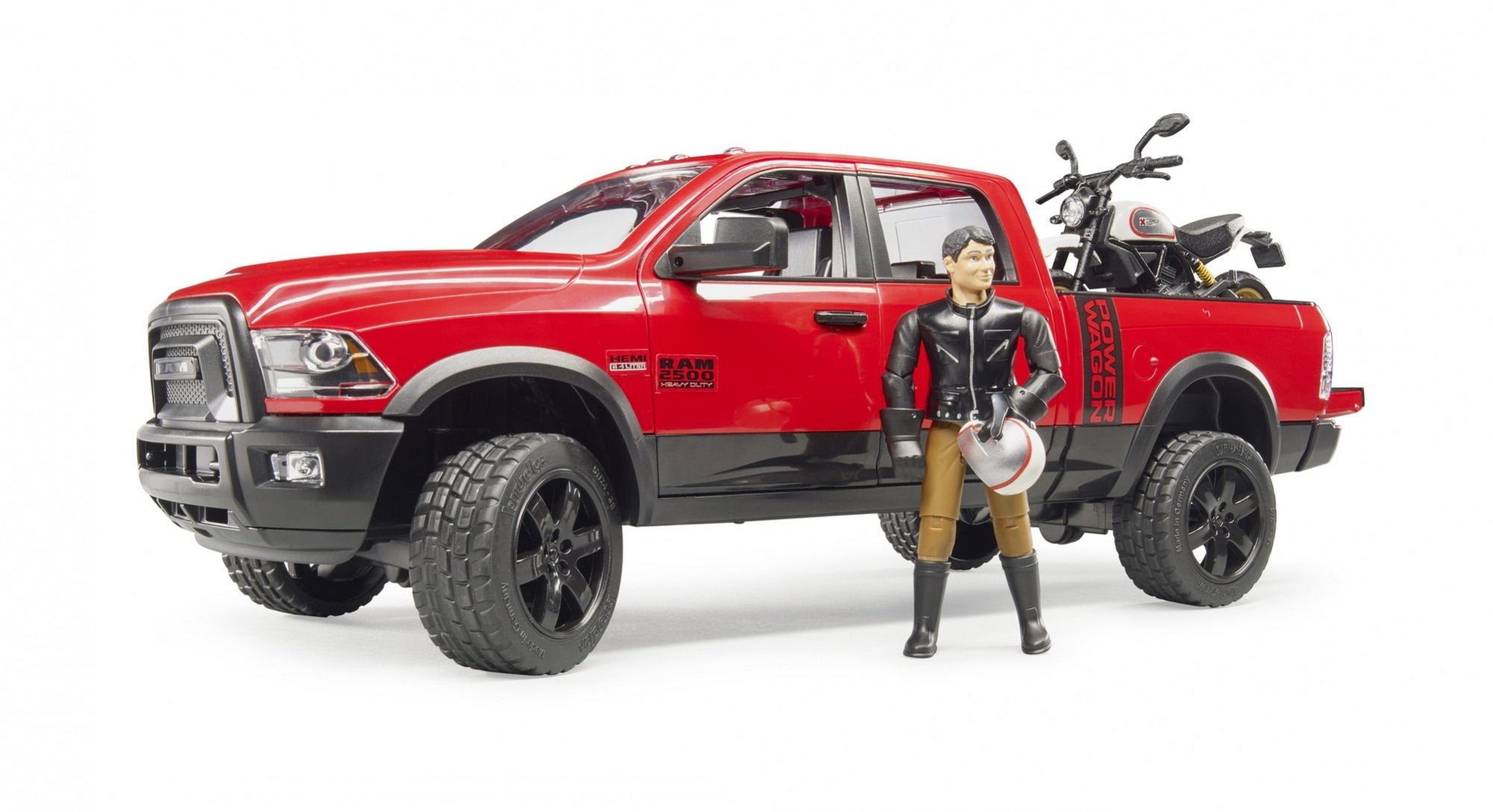 Bruder Ram 2500 Power Wagon Con Ducati Desert Sled Y Conductor