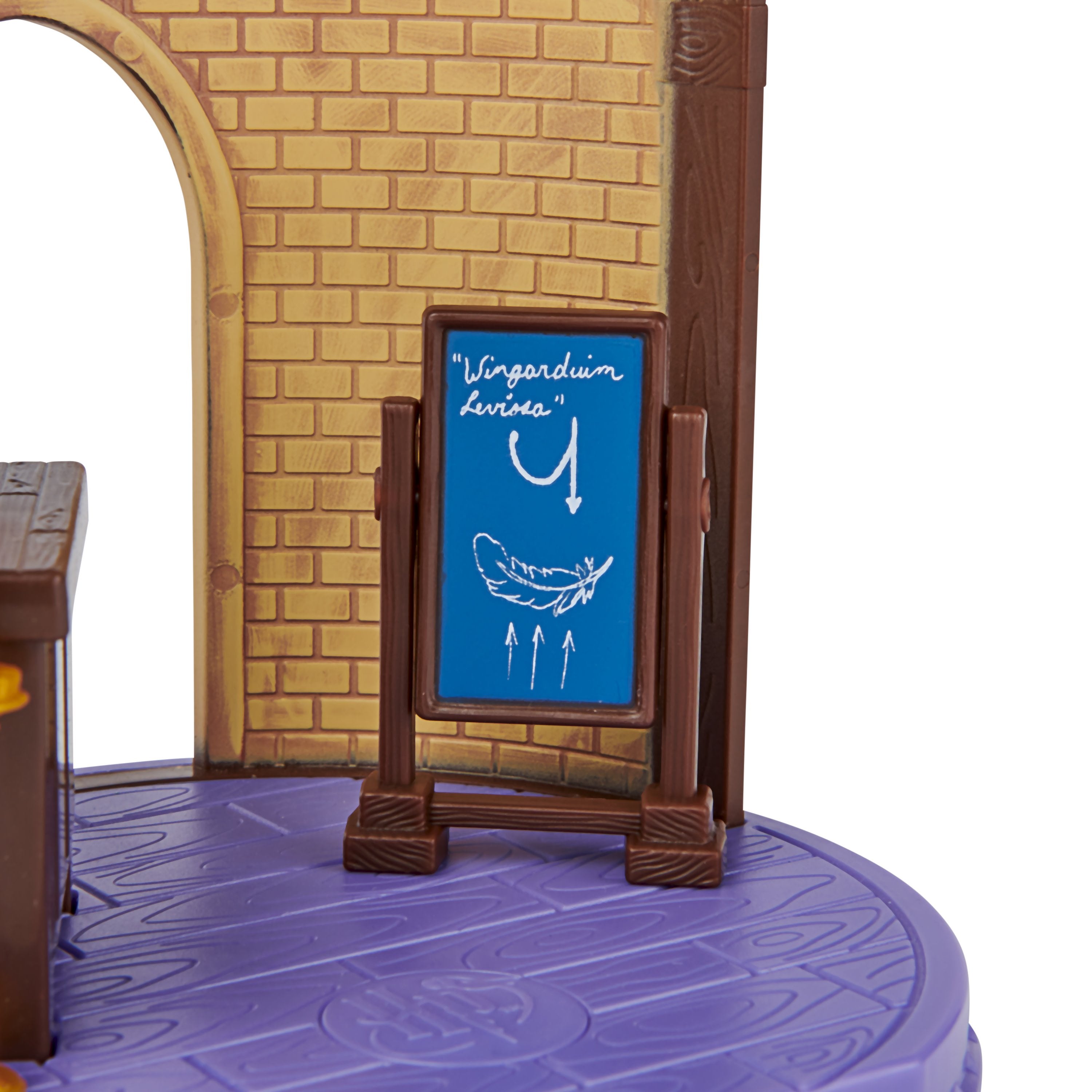 EAN 0778988398241 - Wizarding World WWO PYS LctCharmsClassroom V1 GML imagen 3