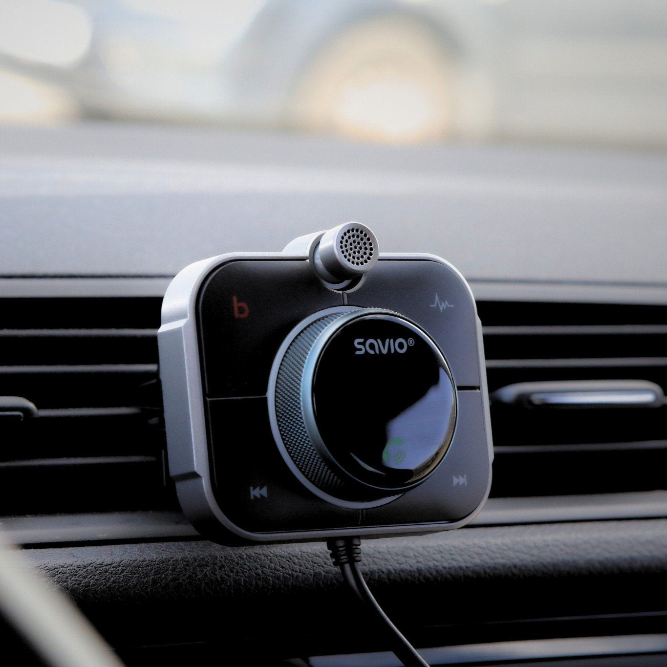 EAN 5901986047810 - Savio TR-14 Transmiter FM z Bluetooth i ładowarką PD 87,6 - 107,9 MHz Bluetooth/USB Negro imagen 12