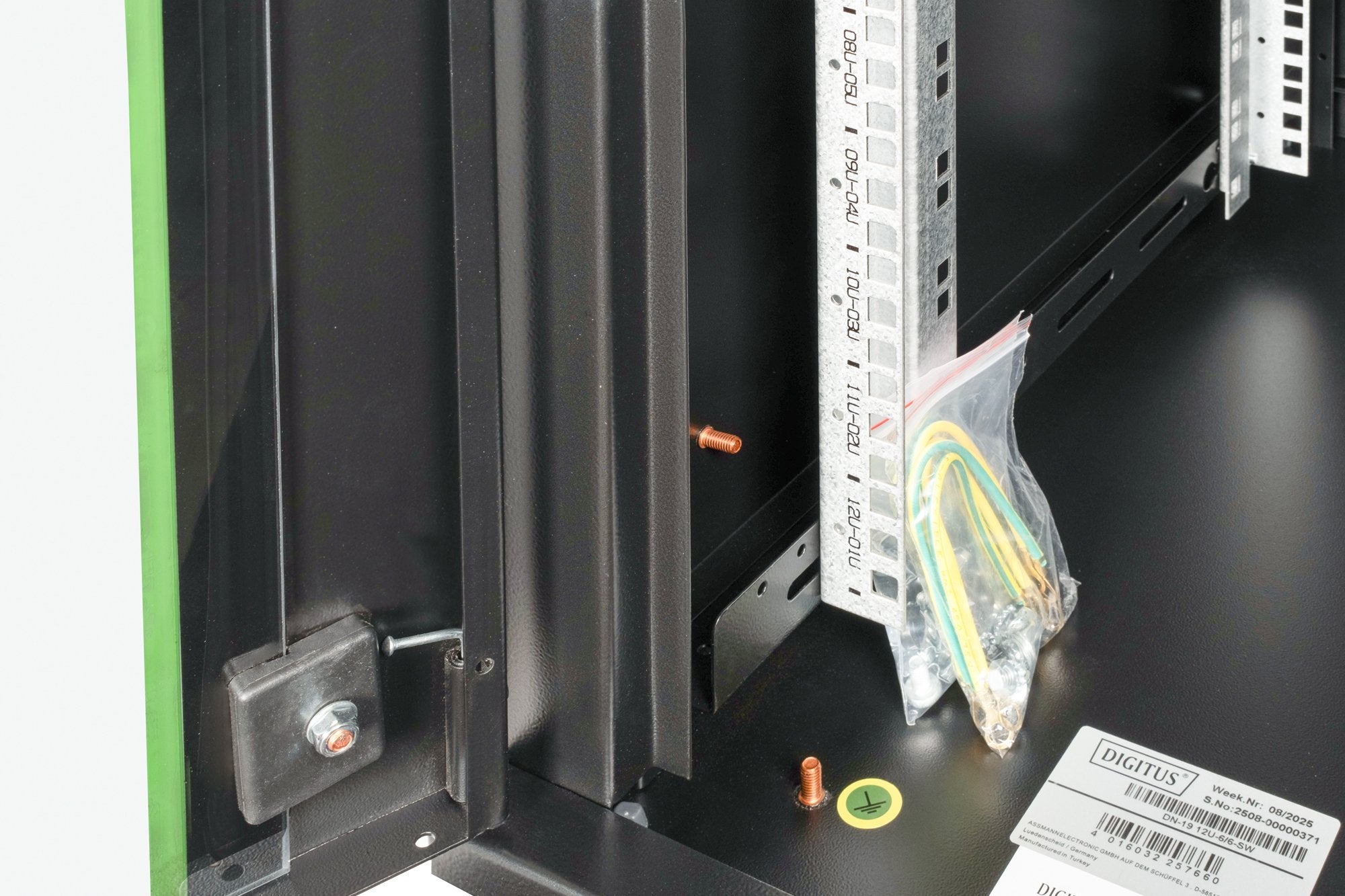 EAN 4016032257660 - Digitus DN-19 12U-6/6-SW armario rack Bastidor de pared Negro imagen 4