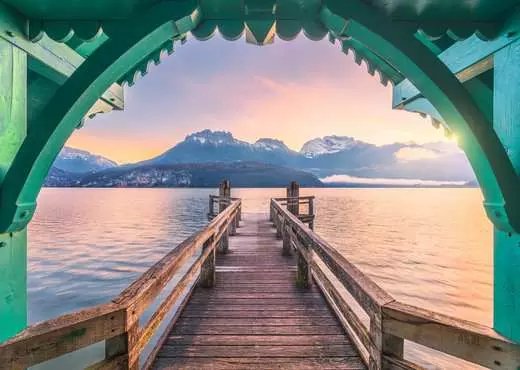 Ravensburger Puzzle Beautiful Walkways - Romantischer Steg Am Lac D'Annecy (1000 Teile) 12001762