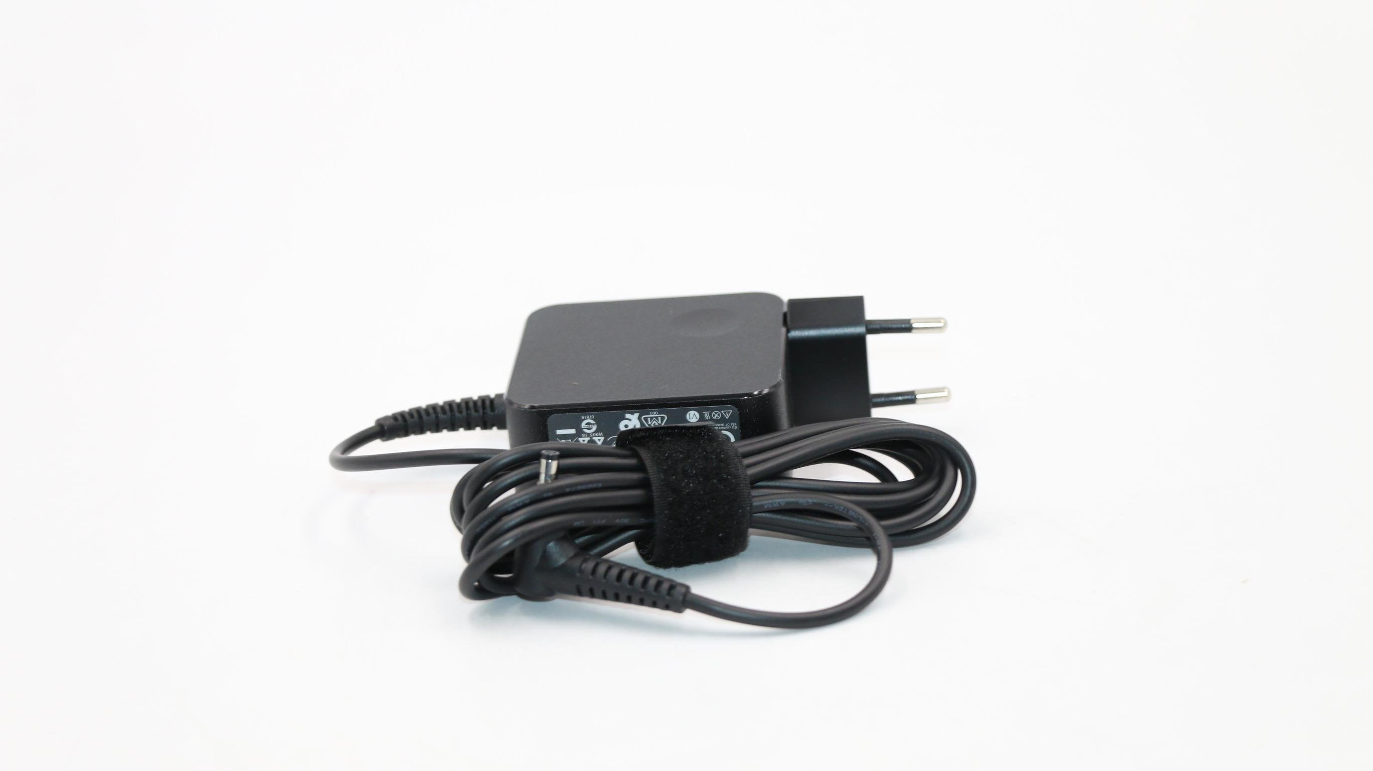 EAN 5706998663375 - Lenovo 01FR124 adaptador e inversor de corriente Interior 45 W Negro imagen 3