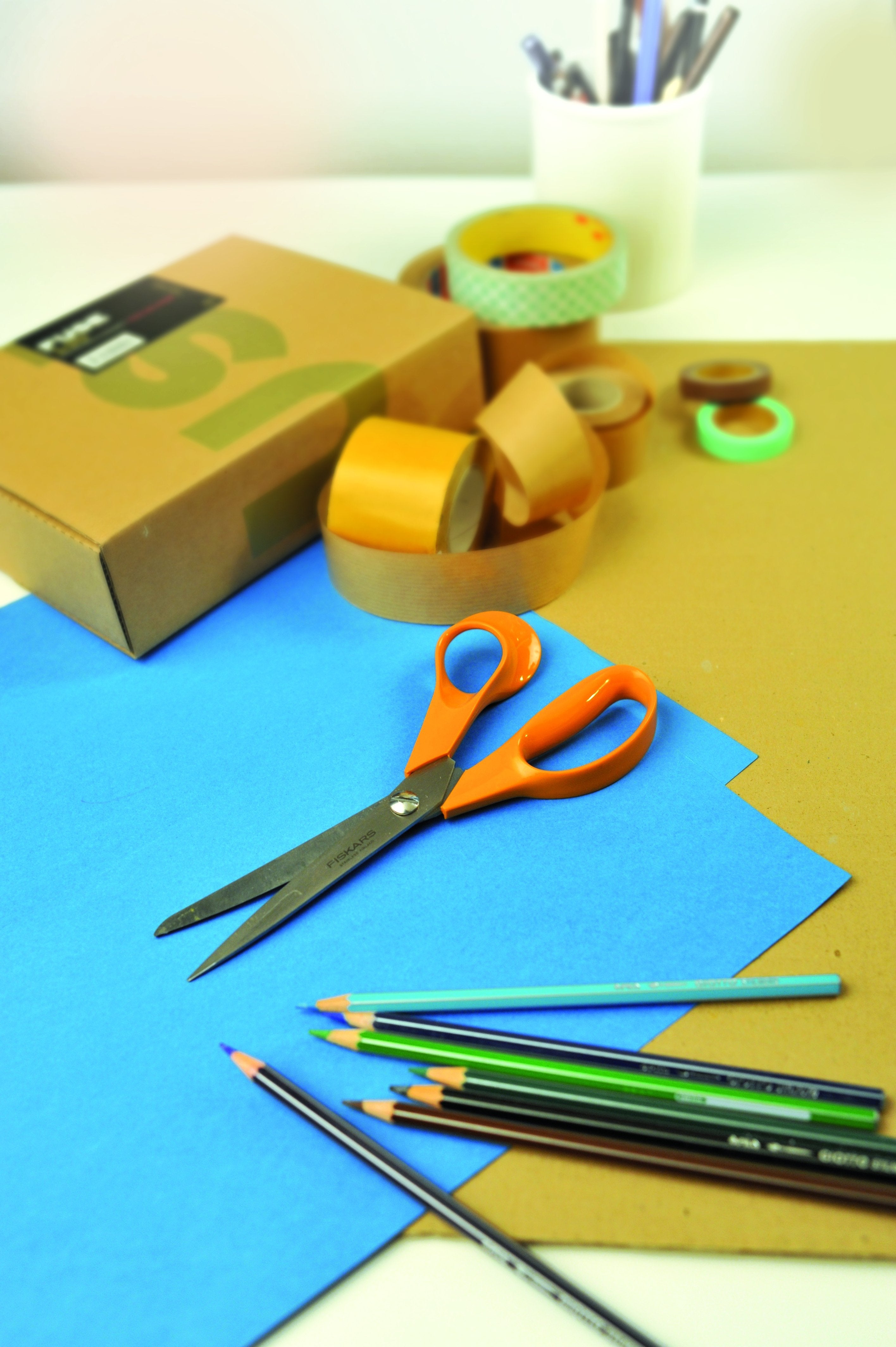 EAN 6411501985309 - Fiskars 9853 tijera de escritorio y manualidades Corte recto imagen 4