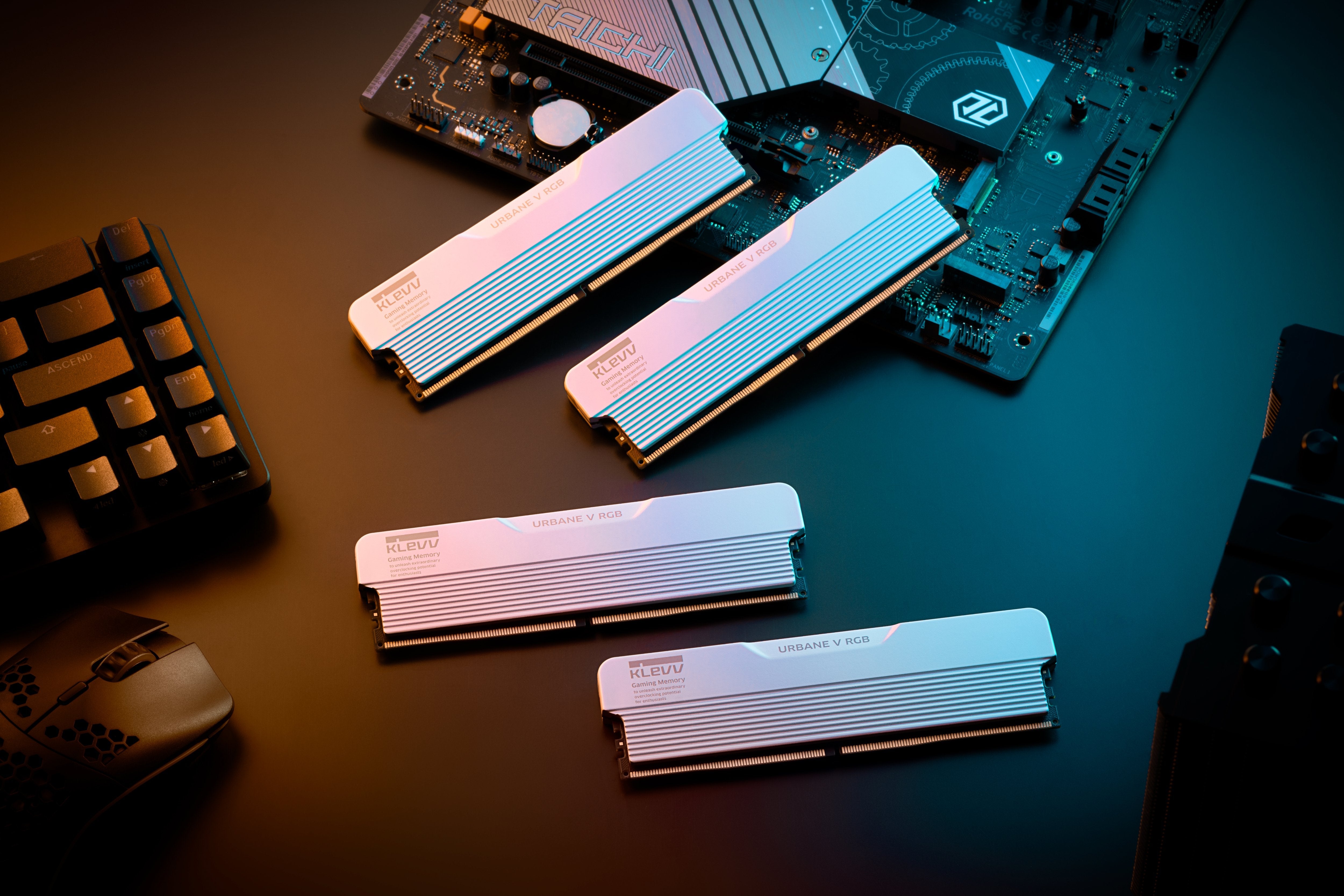 32gb Klevv (16gbx2) Urban V Rgb 6000 Cl28 White