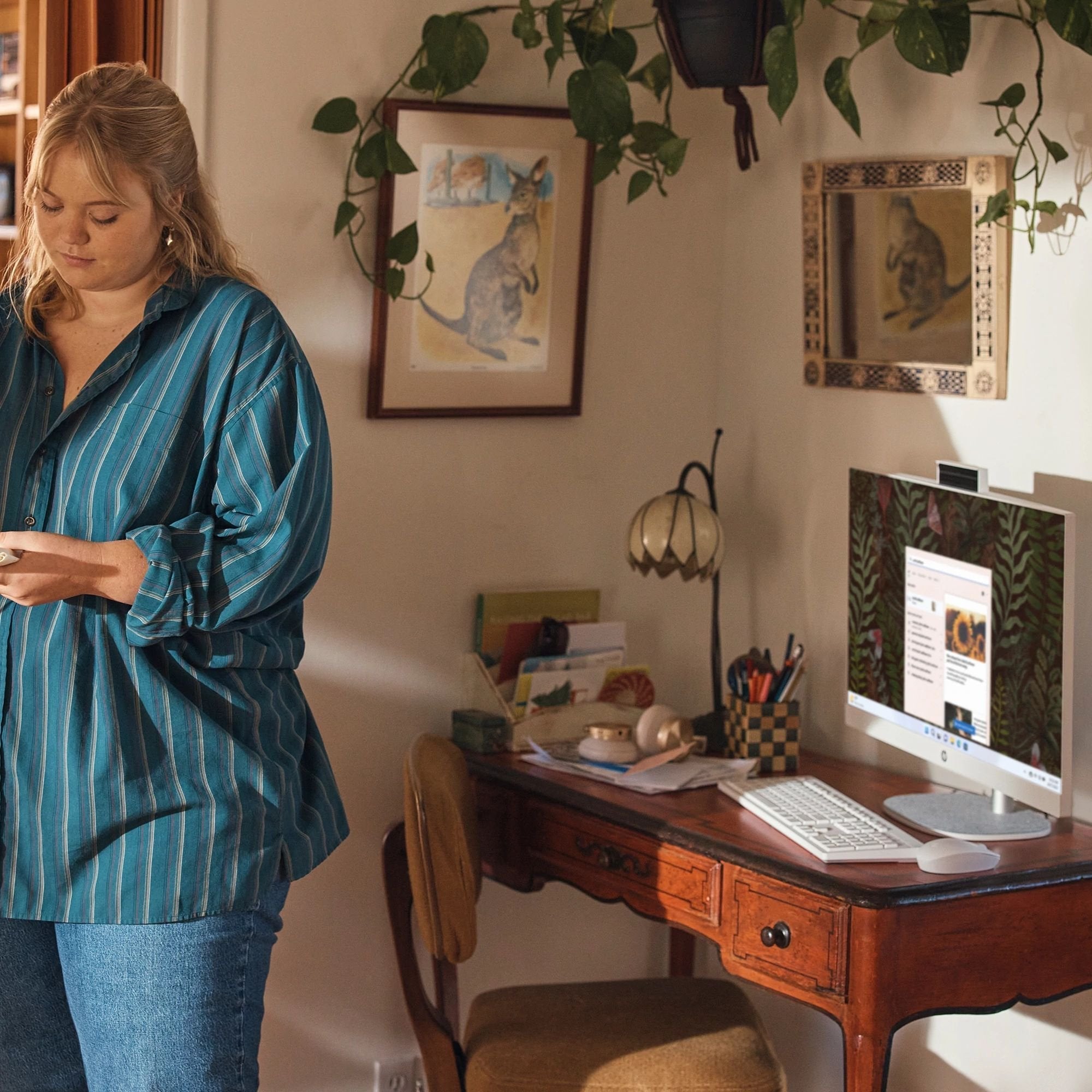 EAN 0198122505654 - HP 27-cr0029ns AMD Ryzen™ 5 7520U 68,6 cm (27") 1920 x 1080 Pixeles PC todo en uno 16 GB LPDDR5-SDRAM 512 imagen 14