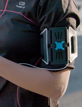 EAN 3700992505763 - Mobilis BRAZALETE UNIV U.FIX RUN KIT . funda para teléfono móvil Brazalete caso Negro imagen 5