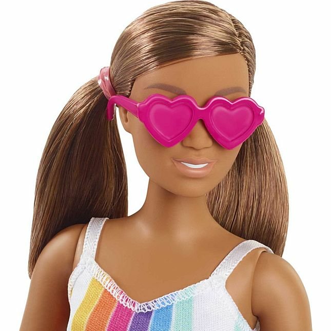 Mattel Muñeca Barbie Loves The Ocean Con Vestido Arcoíris Grb38