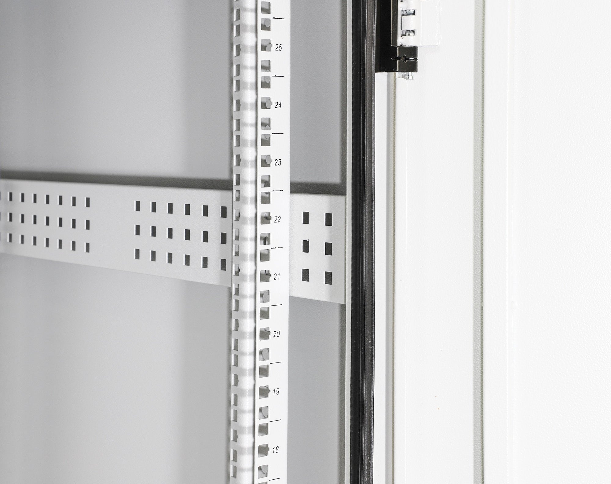 Intellinet Ip55 19" Netzwerschrank 42 He 800mm Tief Grau (Speditionsversand)